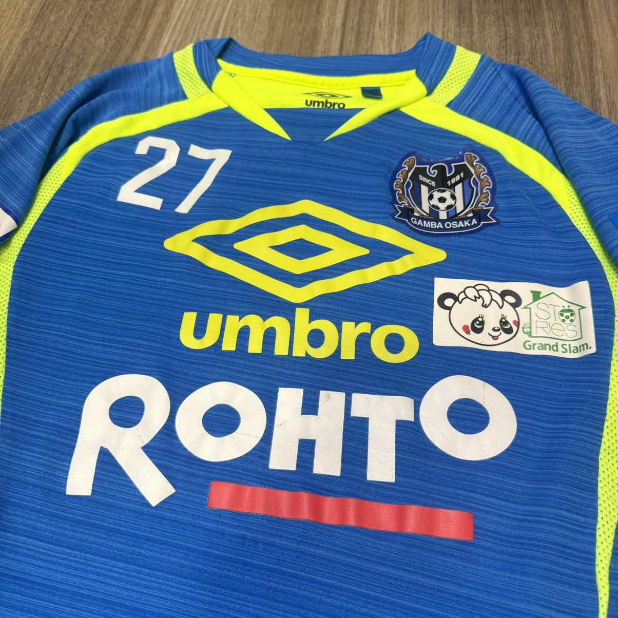 Umbro Osaka Gamba player issued/worn training jersey Size US M / EU 48-50 / 2 - 3 Thumbnail