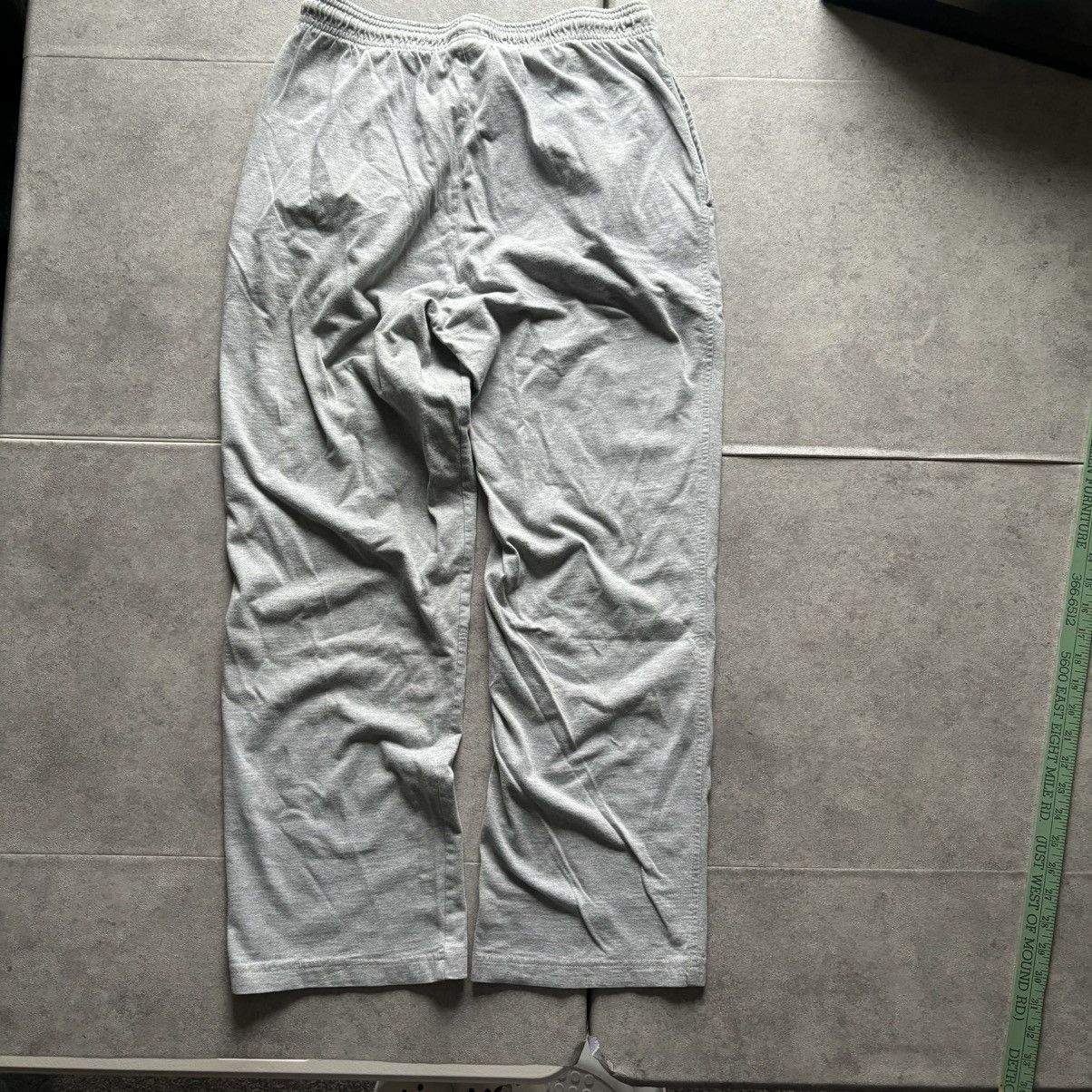 Reebok Y2k gray baggy wide leg reebok sweatpants Size US 32 / EU 48 - 6 Thumbnail
