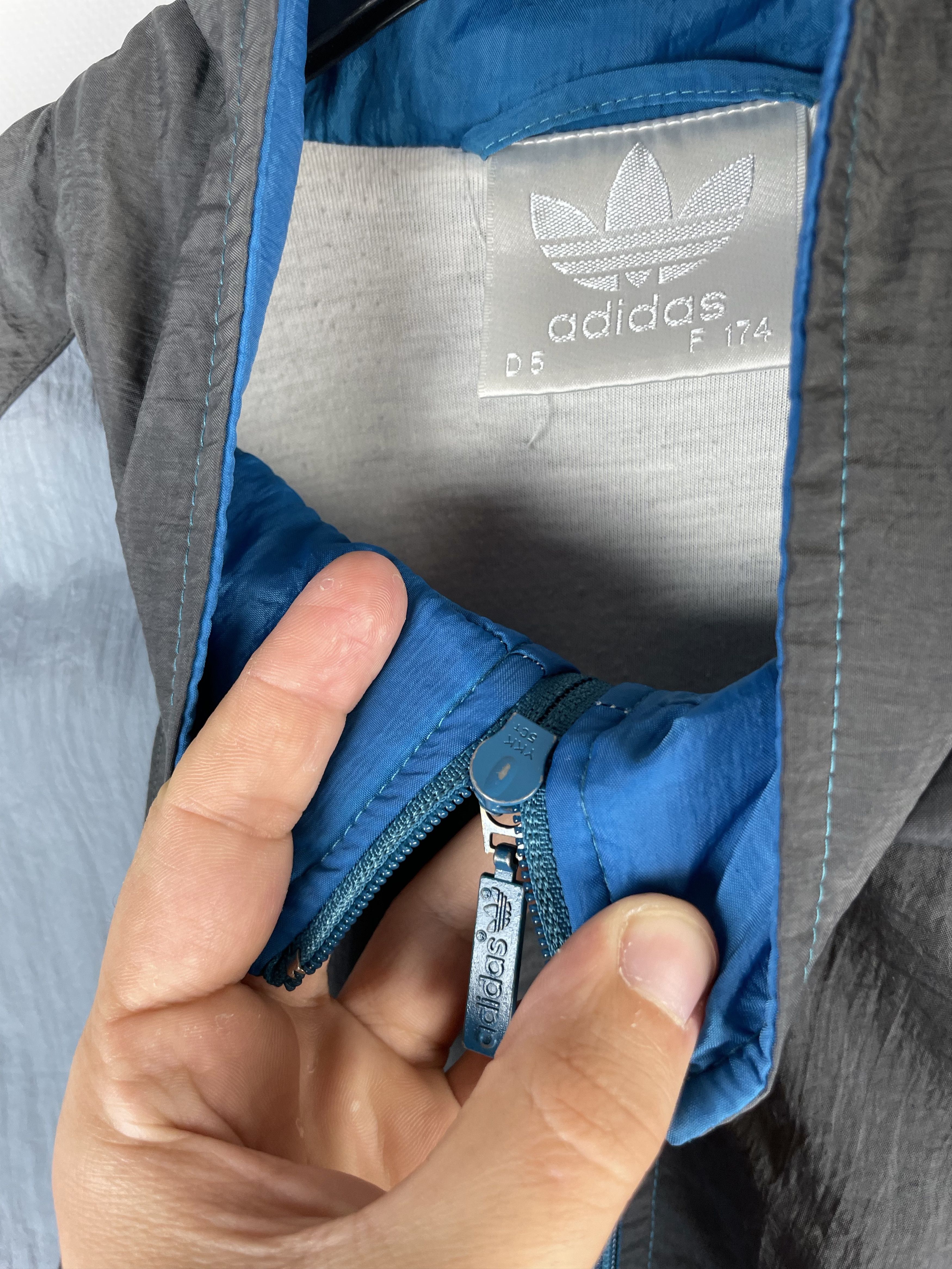 Adidas Adidas vintage track jacket 90s Size US M / EU 48-50 / 2 - 7 Thumbnail