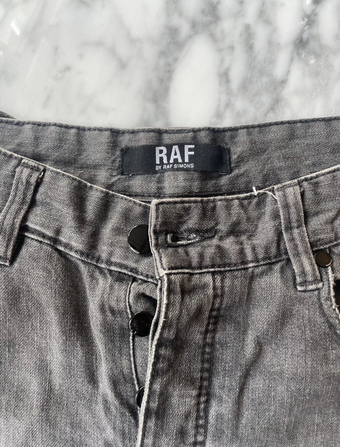 Raf Simons × Raf by Raf Simons Raf Simons Thrashed Crash Slim Distressed Denim Jeans Size US 29 - 4 Thumbnail