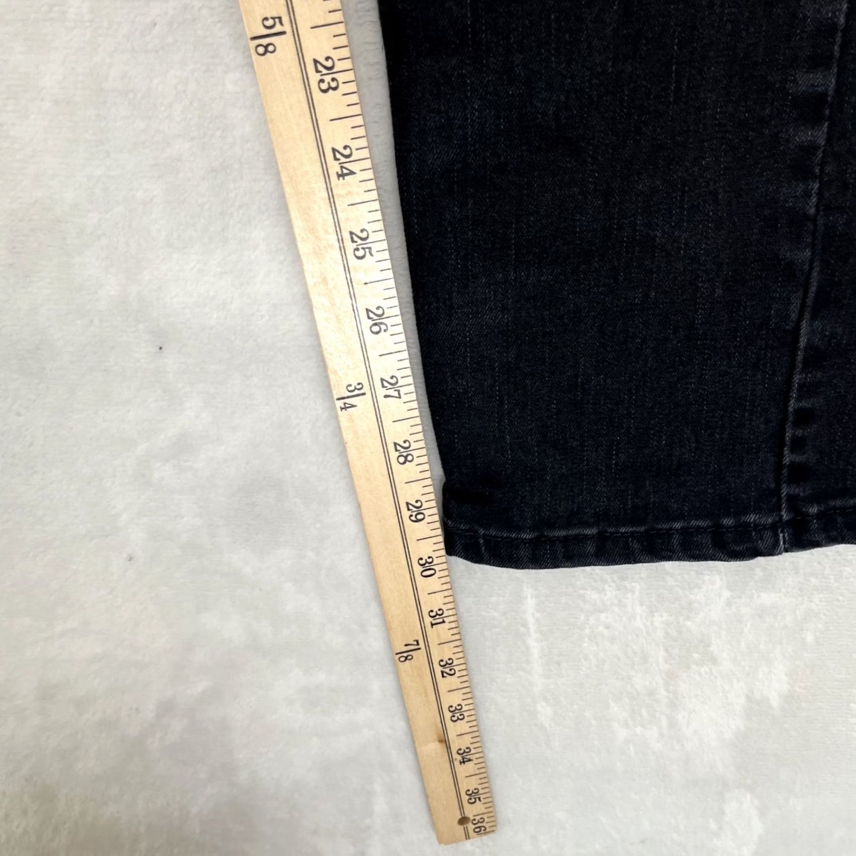 Levi's Levi's 514 Jeans Size 28x30 Black Denim Regular Straight 5-Pocket Design Men Size US 28 / EU 44 - 2 Thumbnail