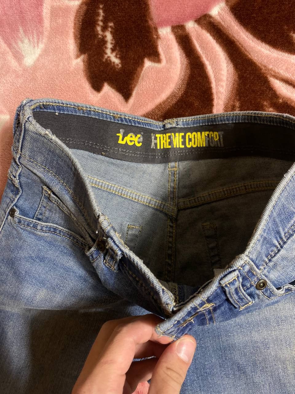 Lee × Vintage Distressed Vintage Washed Denim Lee Baggy Jeans 90s Size US 27 - 2 Thumbnail