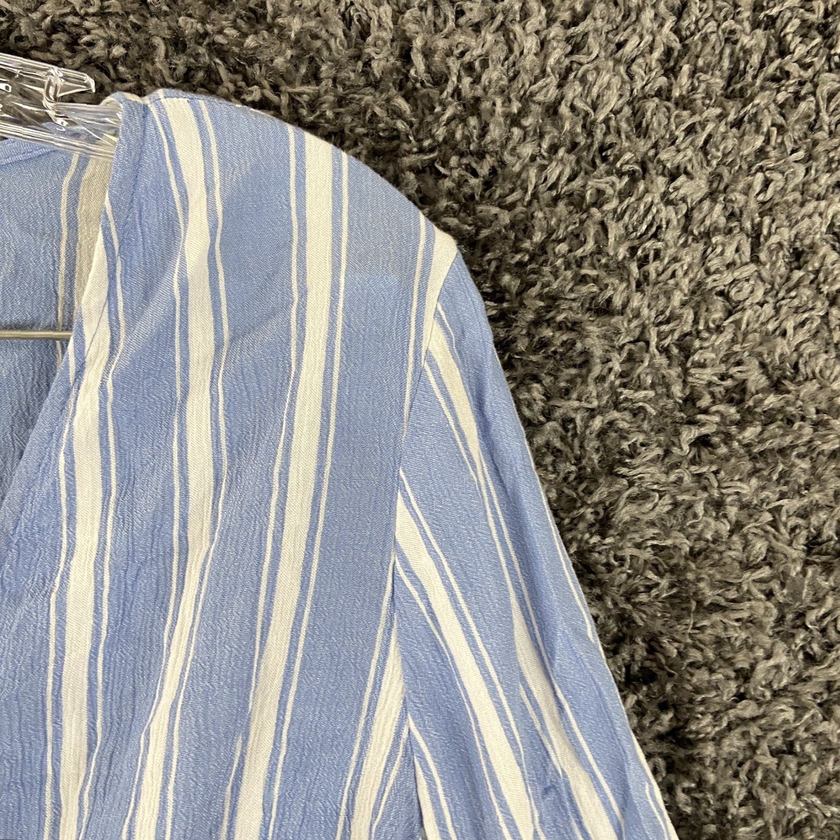 American Eagle Outfitters American Eagle Cropped Stripe Tie Front Bell Sleeves V Neck Woman’s Top Size S Size S / US 4 / IT 40 - 7 Thumbnail