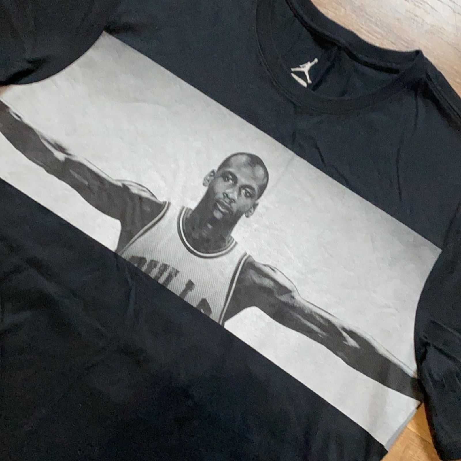 Jordan Brand 2015 Jordan Wingspan Wrap Around Short Sleeve Size US L / EU 52-54 / 3 - 2 Thumbnail