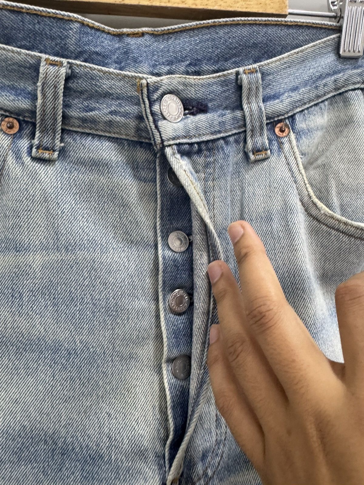 Levi's × Vintage LEVIS 501XX MADE IN USA BUTTON FLY DISTRESSED JEANS Size US 34 / EU 50 - 6 Thumbnail