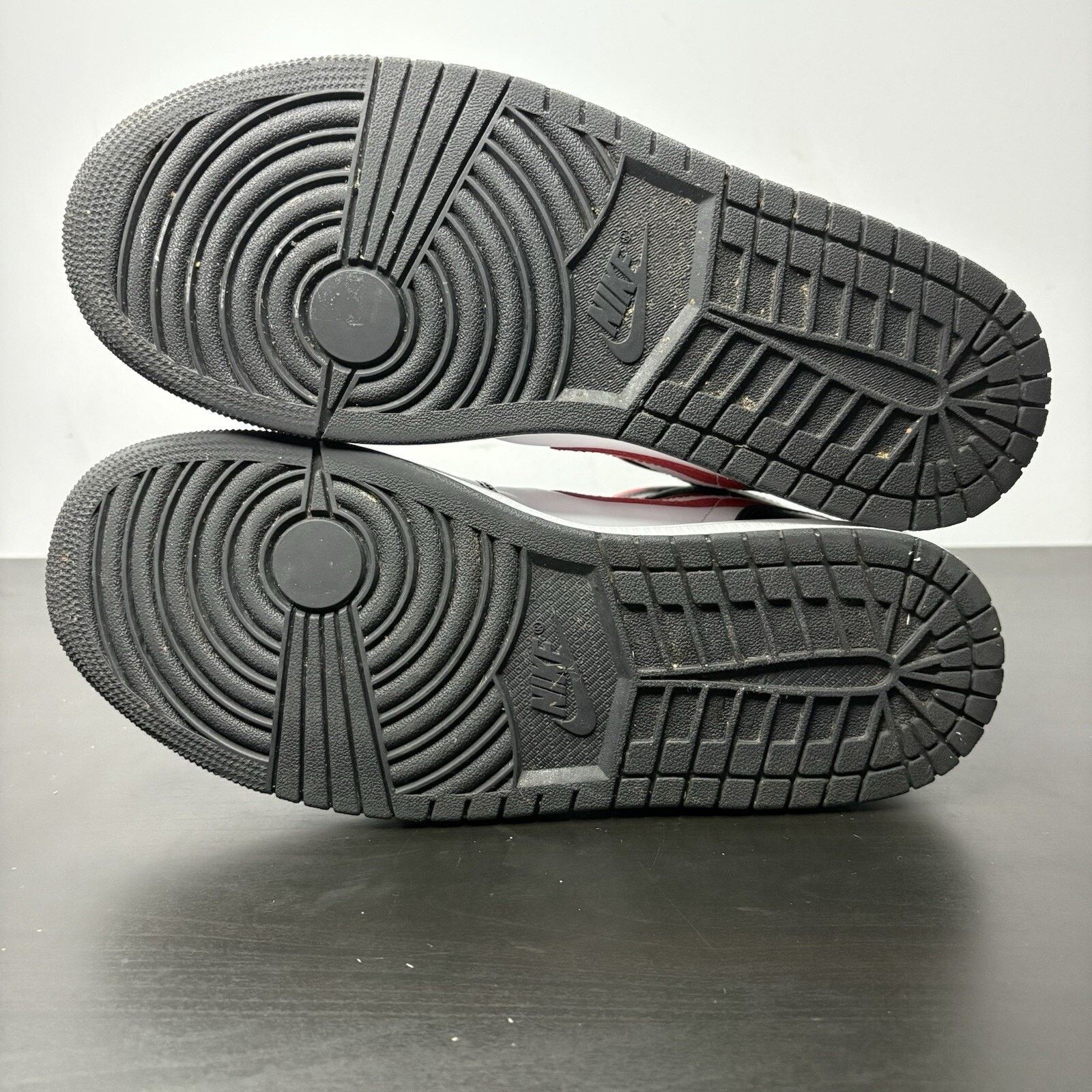 Nike Size 10 - Jordan 1 Mid Bred Toe Size US 10 / EU 43 - 6 Thumbnail
