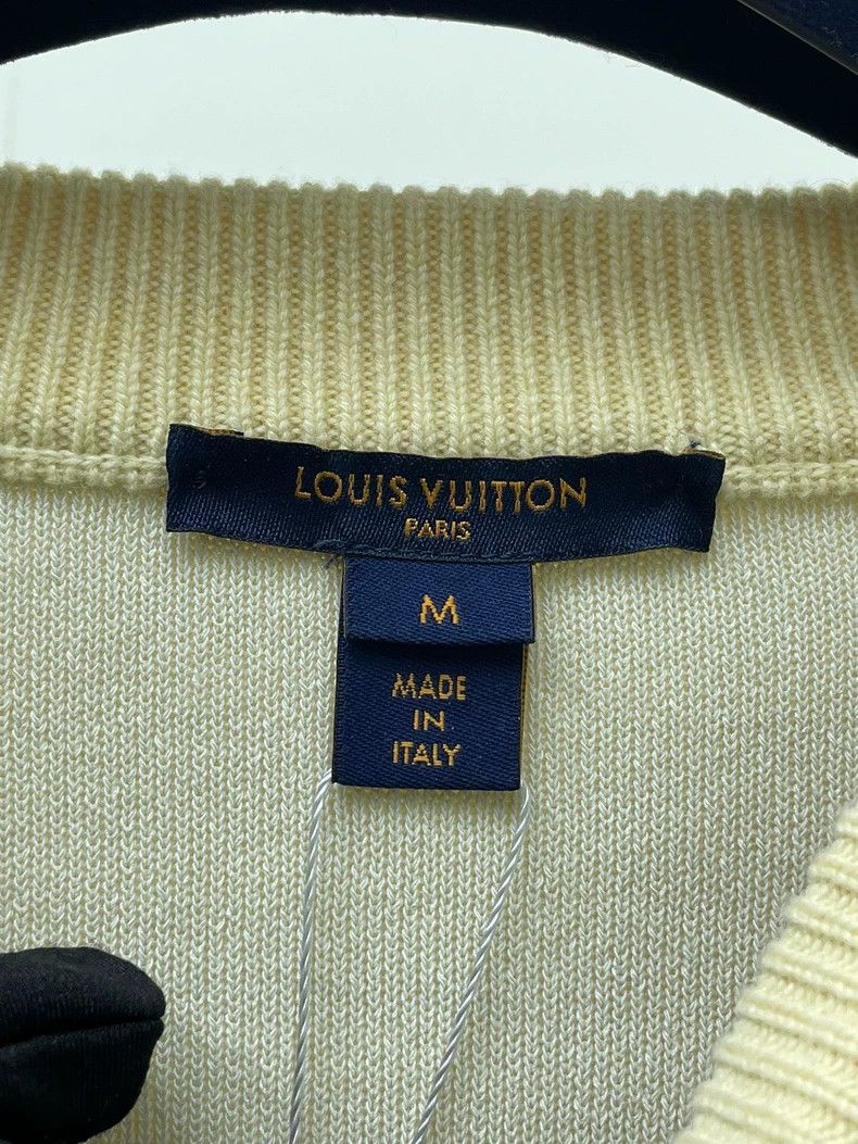 Louis Vuitton Louis Vuitton Chicken Yellow Knitted Sweater Size M / US 6-8 / IT 42-44 - 4 Thumbnail