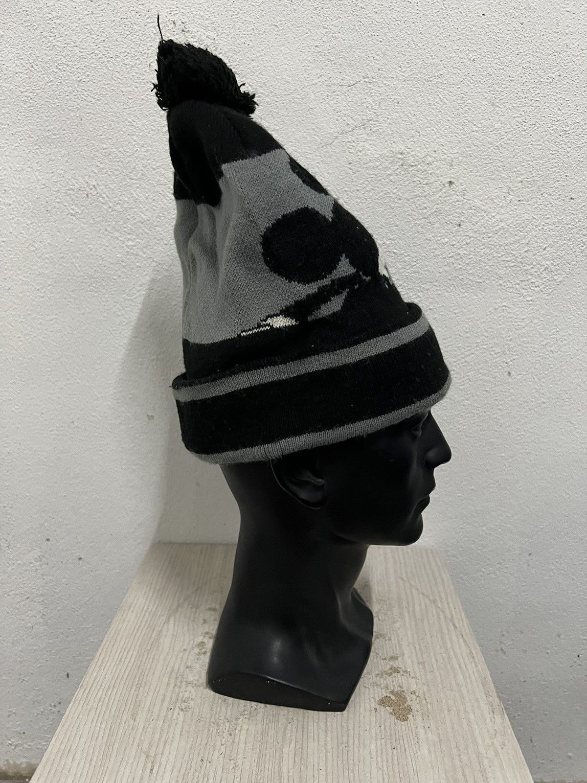 Mickey Mouse Mickey Mouse disney Cartoon Beanie Hat Size ONE SIZE - 4 Thumbnail
