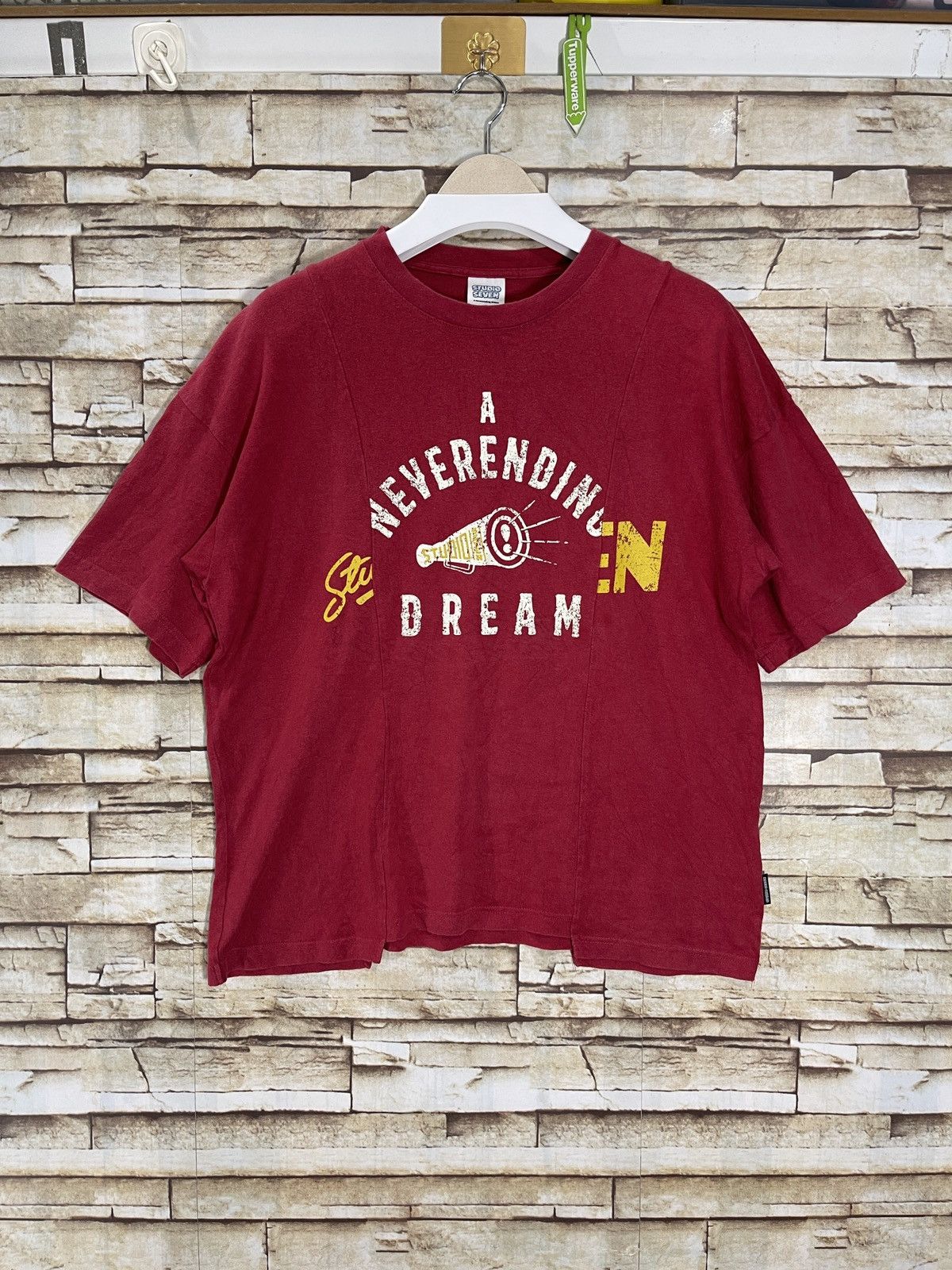 GU × Japanese Brand × Studio Seven StudioSeven x GU Collaboration Design T-Shirt Size S Size US S / EU 44-46 / 1 - 1 Thumbnail