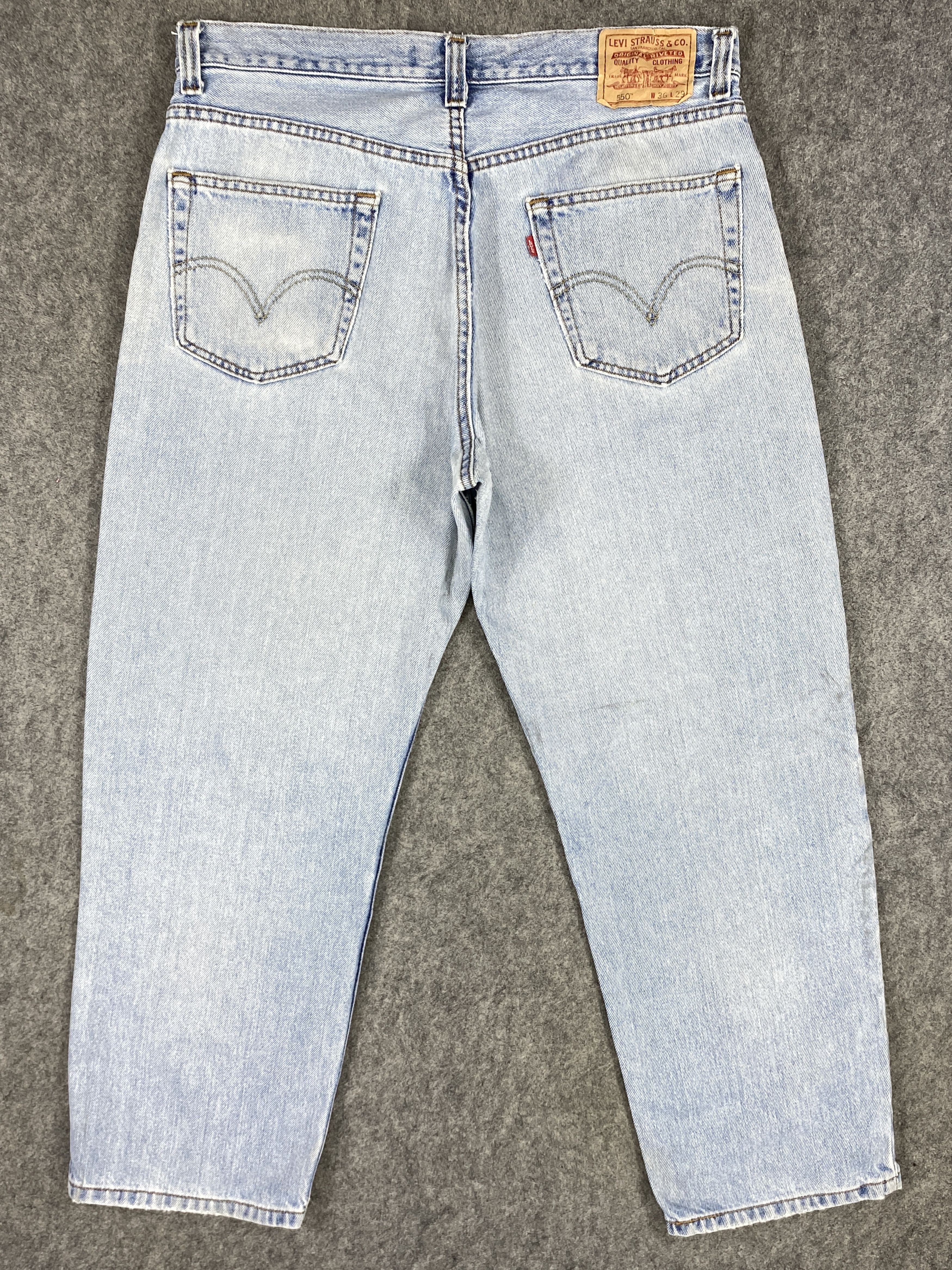 Levi's Vintage Clothing Light Blue Wash Vintage Levi's 550 37x28 Denim -JN1829 Size US 37 - 2 Thumbnail