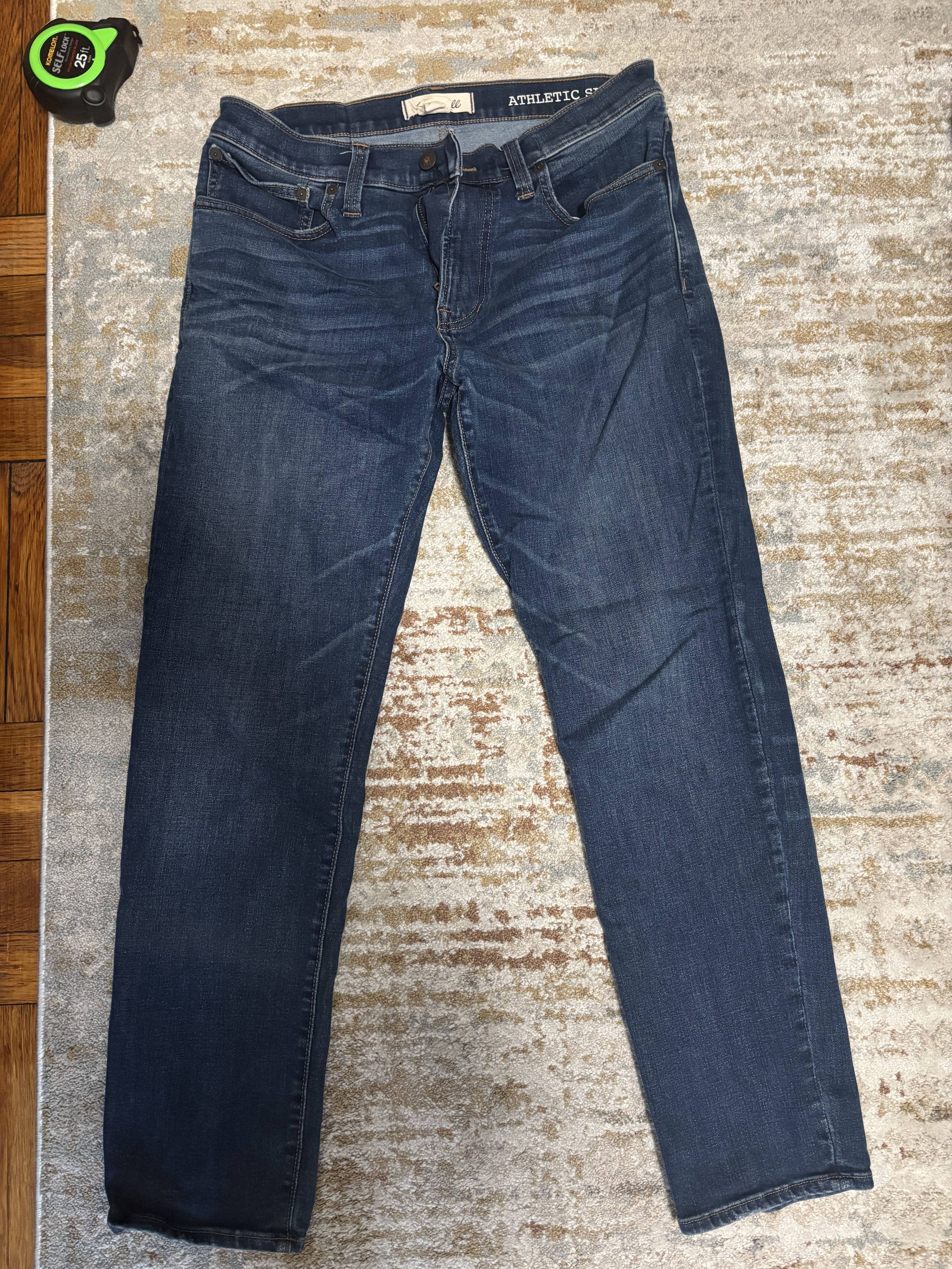 Madewell Madewell Jeans Athletic Slim 32x30 Size US 32 / EU 48 - 1 Thumbnail