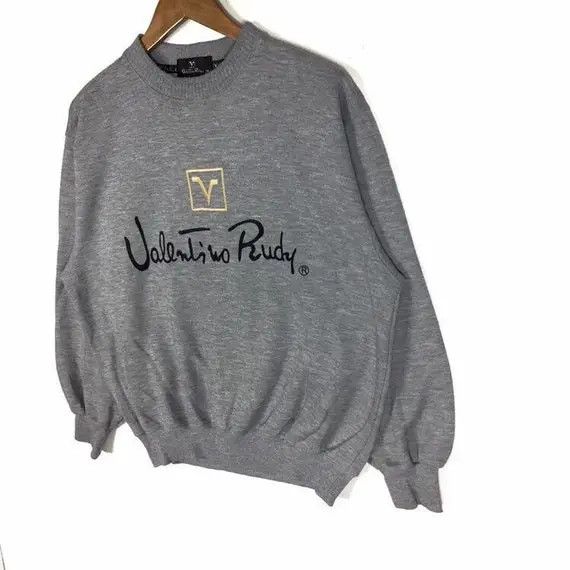 Vintage Vtg VALENTINO RUDY Sweatshirt Crewneck Spellout Embroidered Size US M / EU 48-50 / 2 - 3 Thumbnail