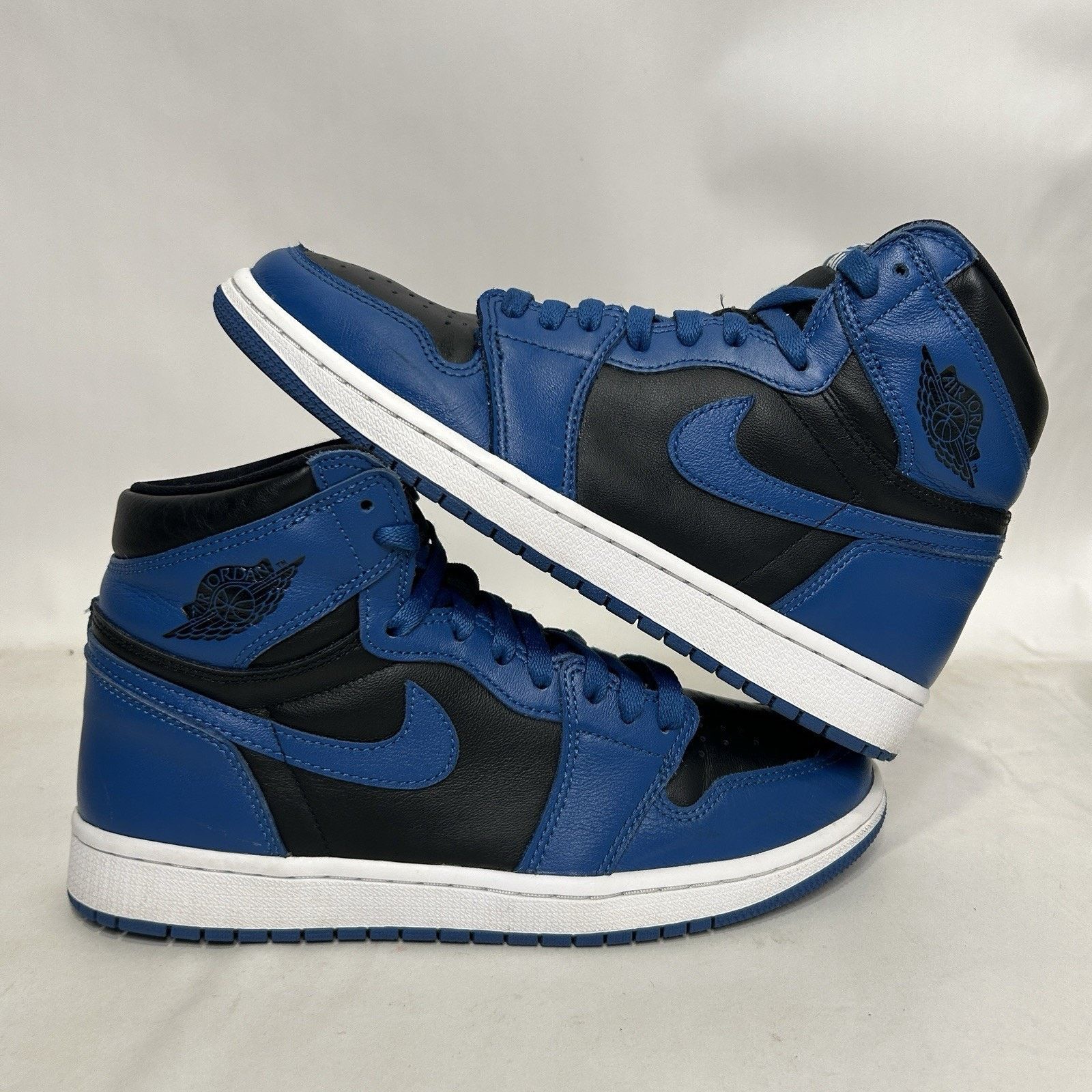 Nike Nike Air Jordan 1 Retro High OG “Dark Marina Blue” Size US 8.5 / EU 41-42 - 1 Thumbnail