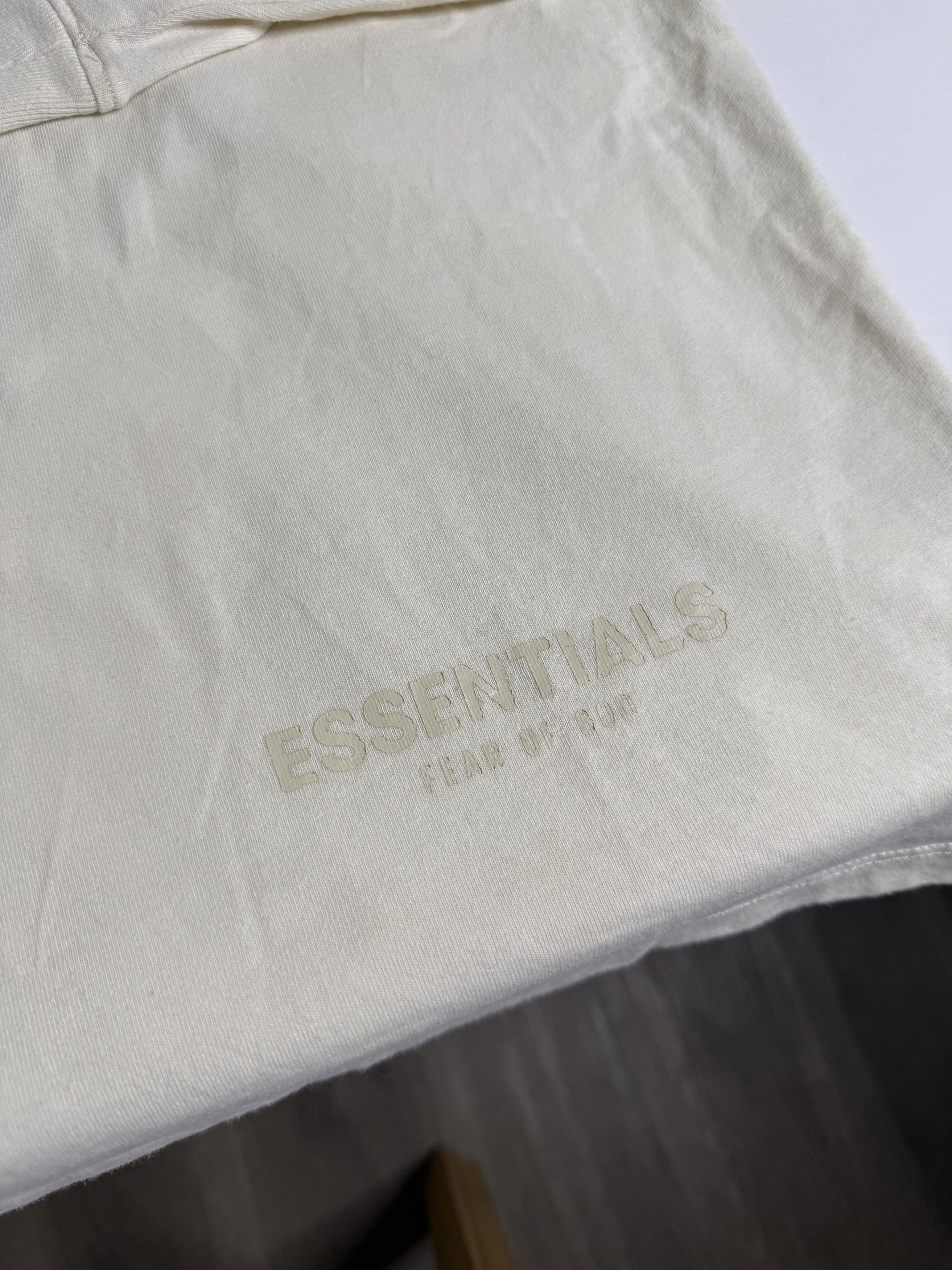 Essentials × Fear of God Essentials Back Logo L/S Tee "Cream" Size US XL / EU 56 / 4 - 3 Thumbnail