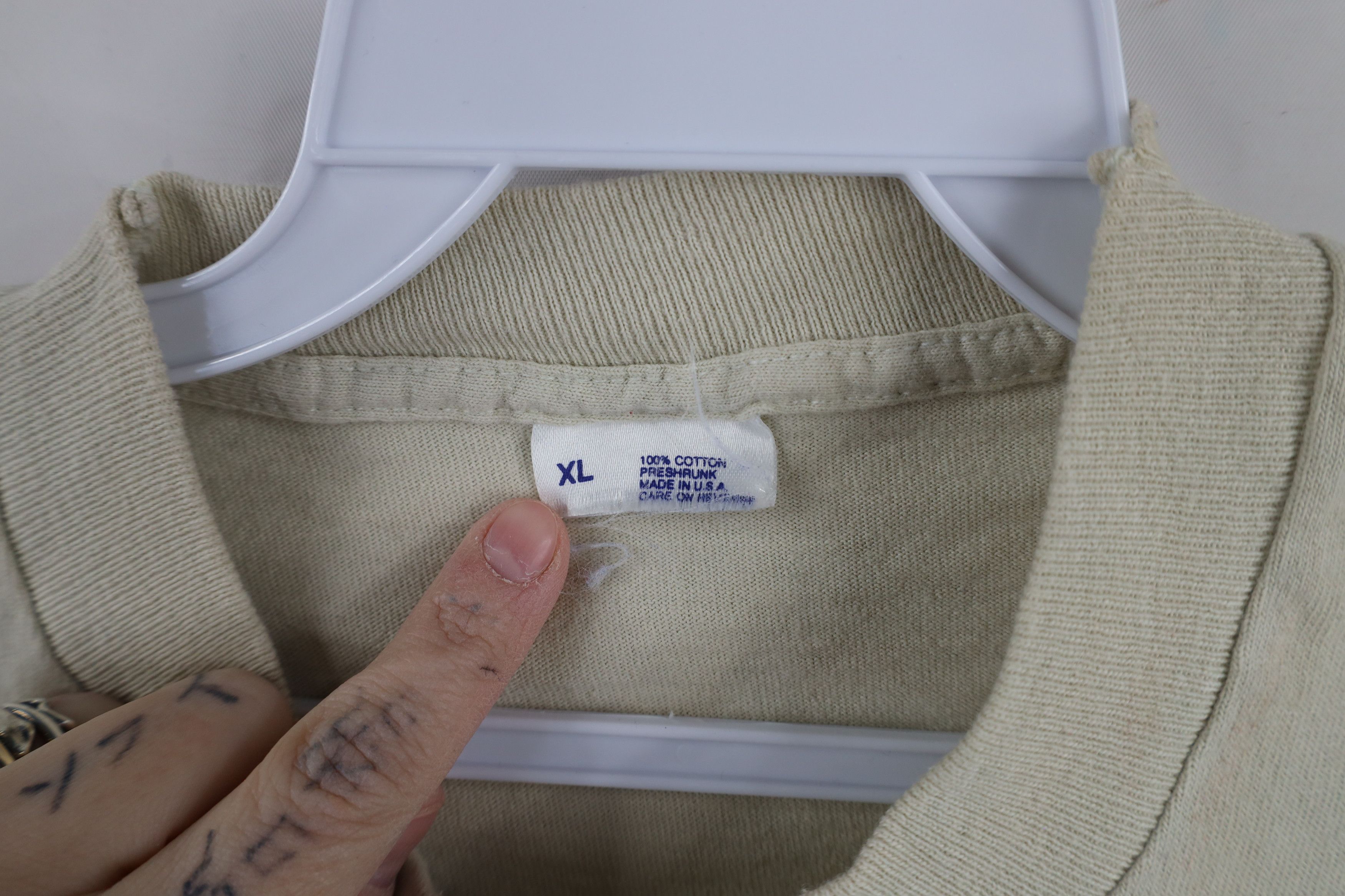 Vintage Vintage 90s Streetwear Blank Cotton T-Shirt Beige Tan USA Size US XL / EU 56 / 4 - 8 Thumbnail