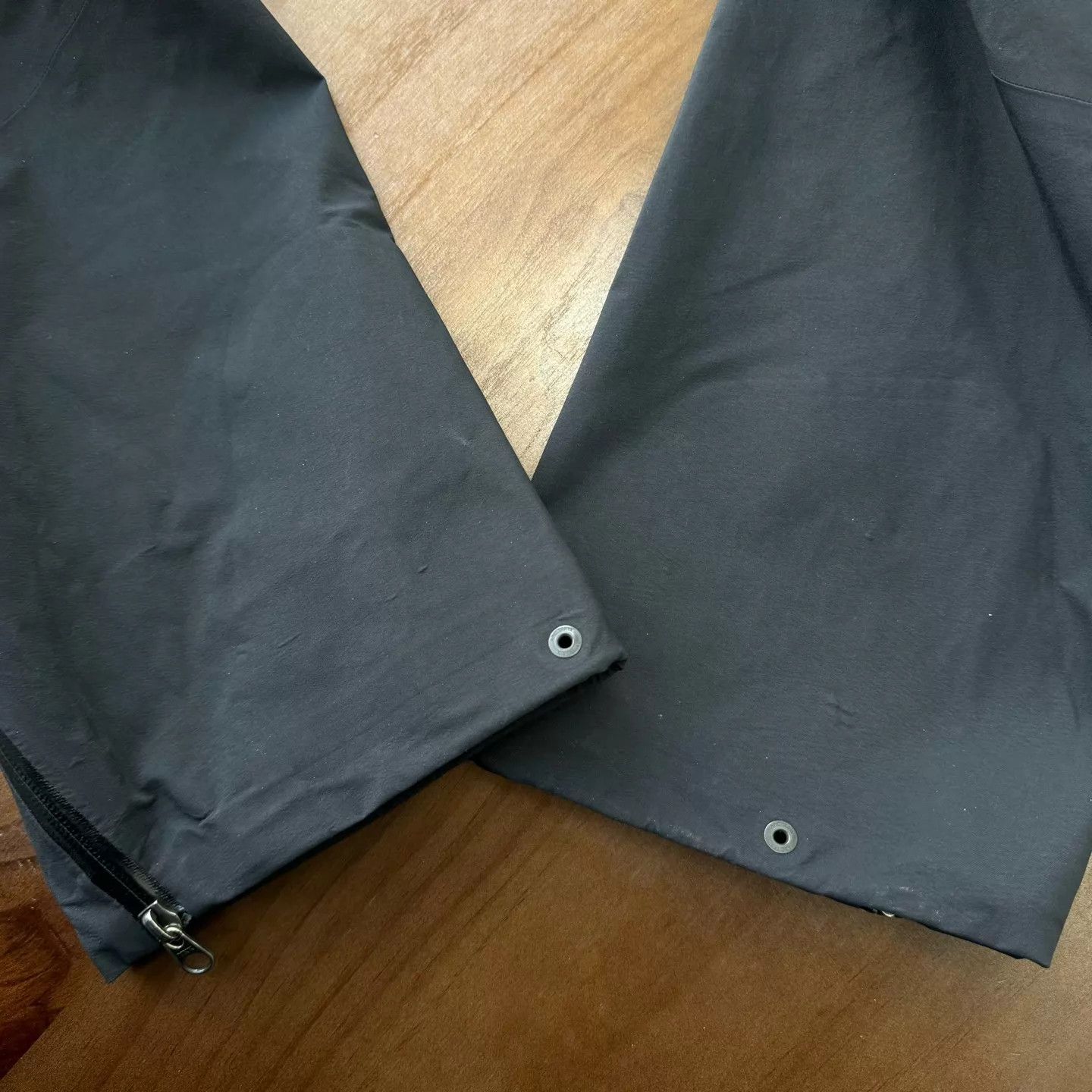 Arc'teryx Arc'teryx Beta Pant Black M Minor Bottom Bubbling Size US 32 / EU 48 - 5 Thumbnail