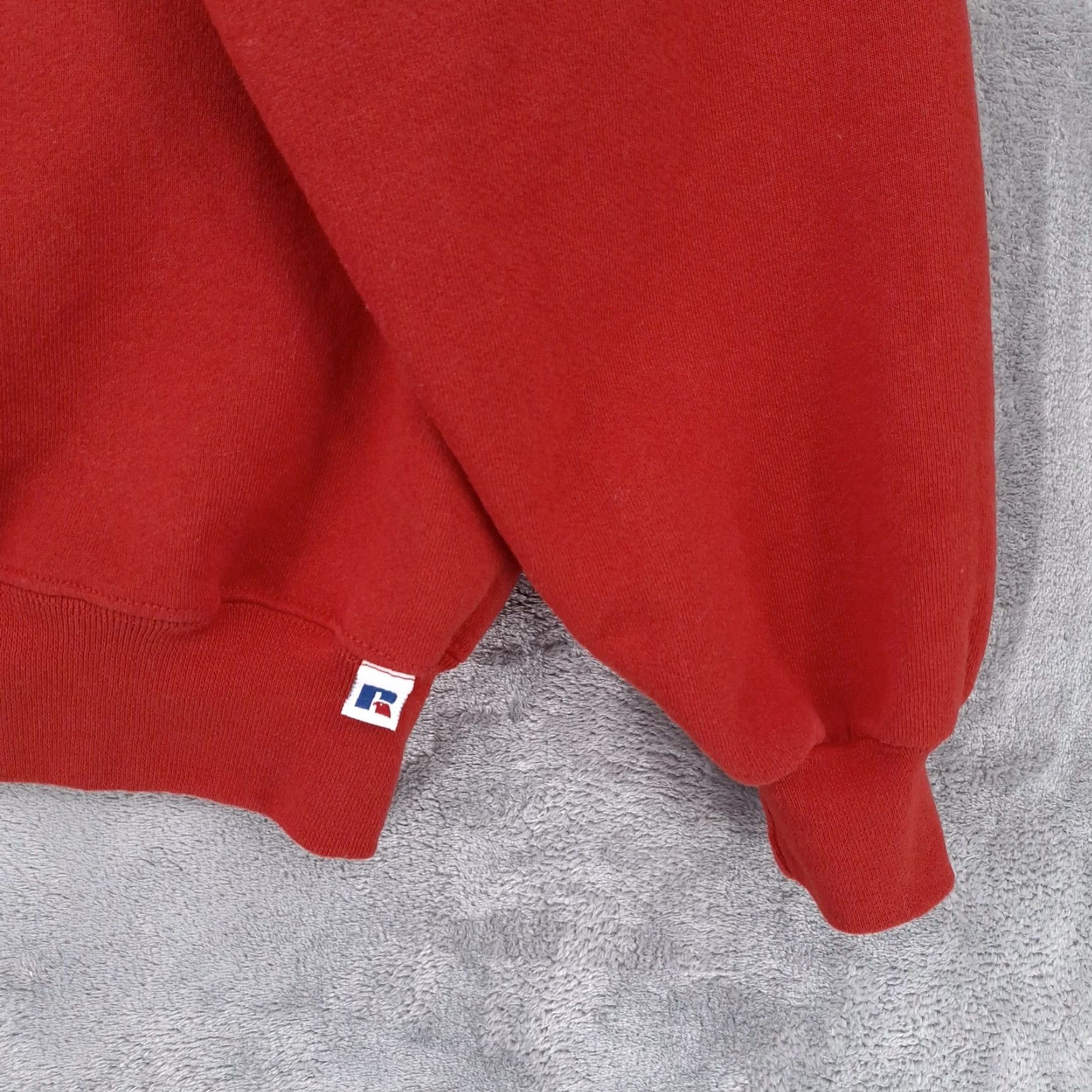 Russell Athletic VINTAGE Russell Athletic Sweatshirt Mens M Red College 90s Logo Pullover Crew Neck Cotton Polyester Knit All Seasons Lightweight Heavyweight Mens Size US M / EU 48-50 / 2 - 3 Thumbnail
