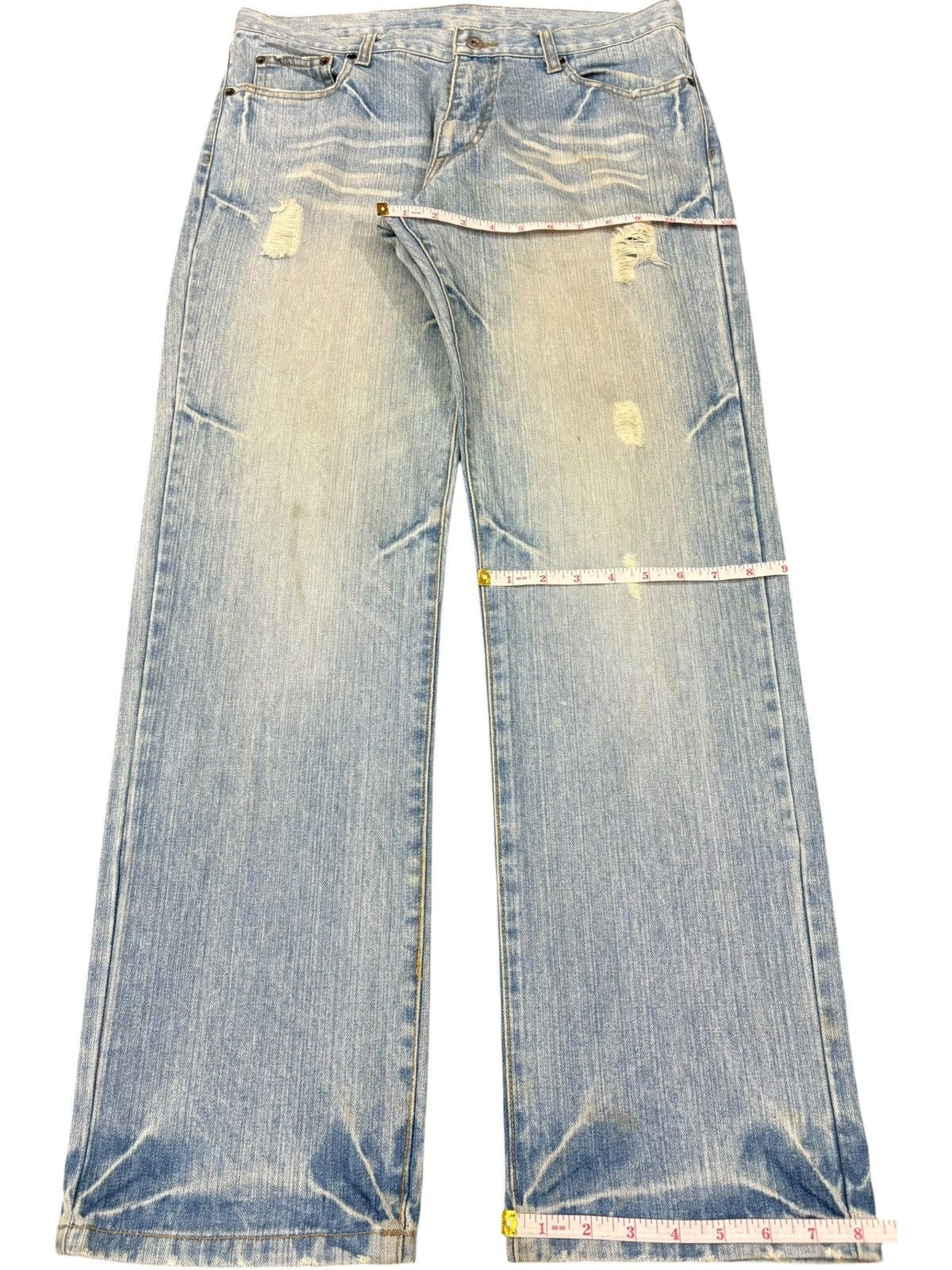 Japanese Brand Vintage Japanese Brand Light Wash Distressed Baggy Jeans Size US 34 / EU 50 - 13 Thumbnail
