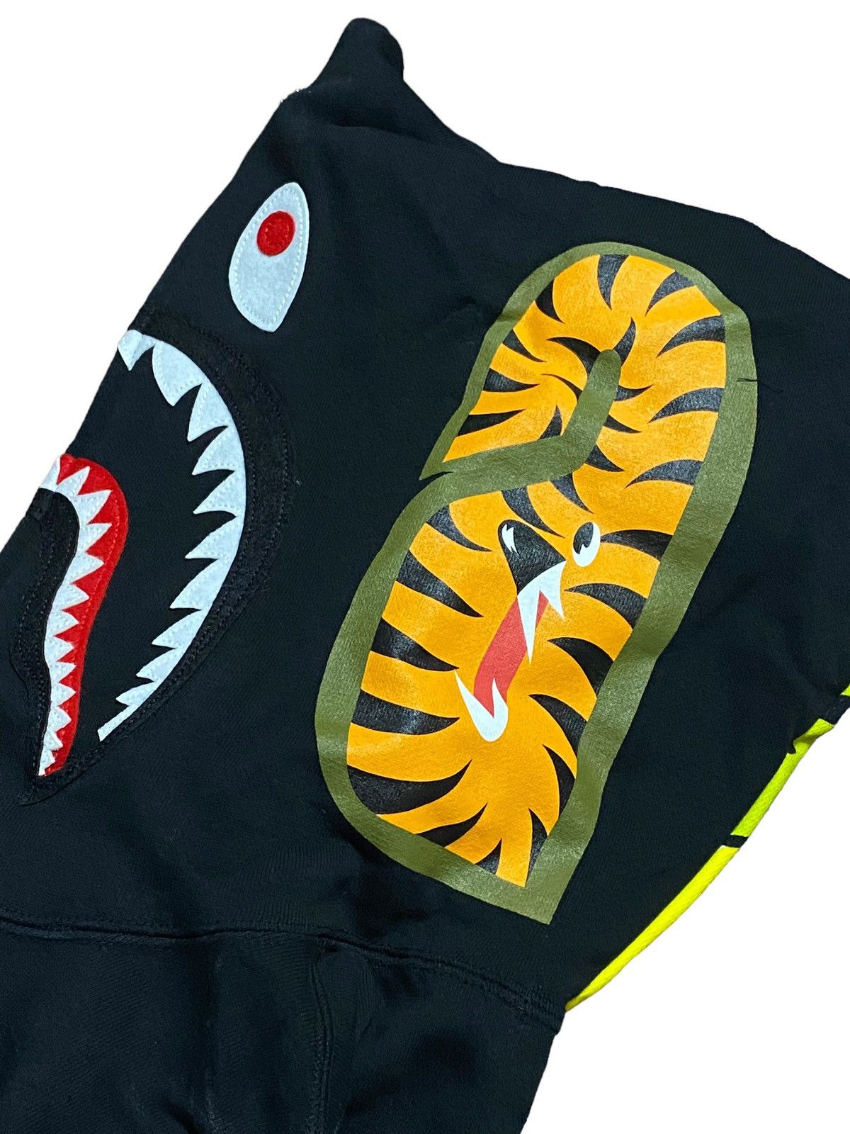 Bape BAPE Shark Full Zip Hoodie Black/ Big Face Multi Camo Size US L / EU 52-54 / 3 - 3 Thumbnail