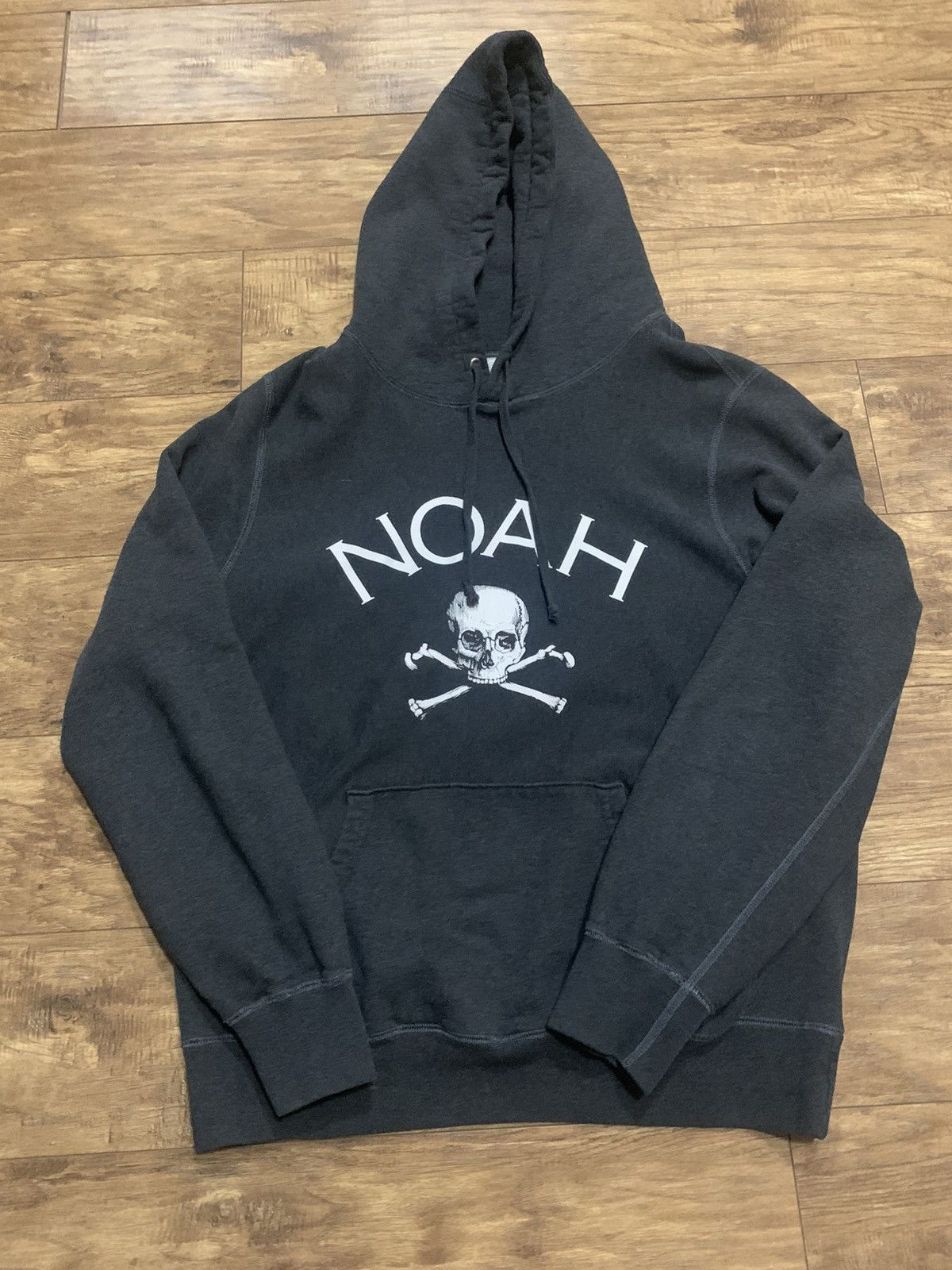 Noah skull hoodie deals