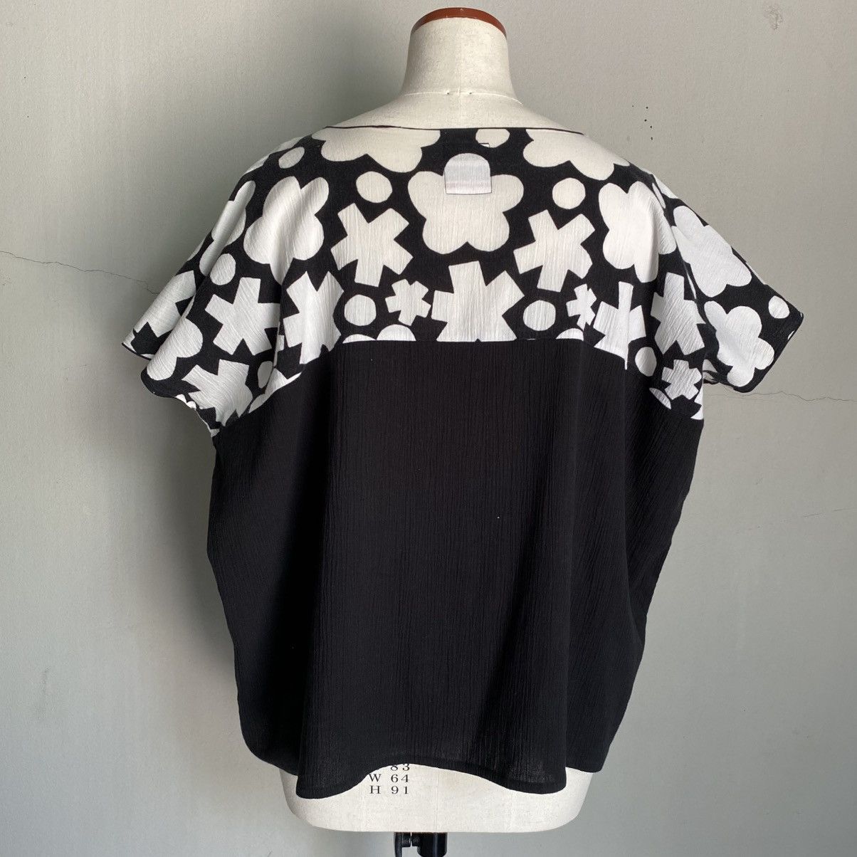SOU SOU S O U . S O U Black and White Geometric Print Loose Blouse Size L / US 10 / IT 46 - 16 Thumbnail