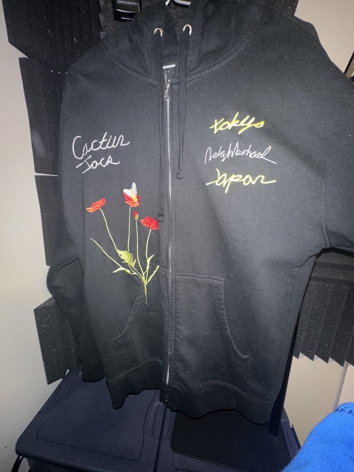 Travis Scott Travis scottx neighborhood Size US L / EU 52-54 / 3 - 9 Thumbnail