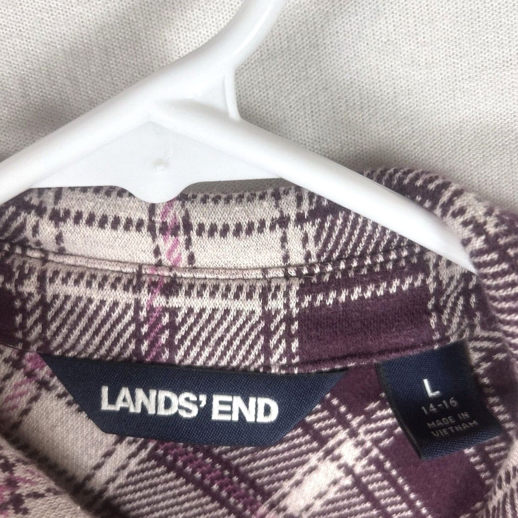 Lands' End Lands' End Flannel Shirt Women's Large Red Plaid Button-Up 1/4 Button Long Sleeve Collared Size L / US 10 / IT 46 - 3 Thumbnail