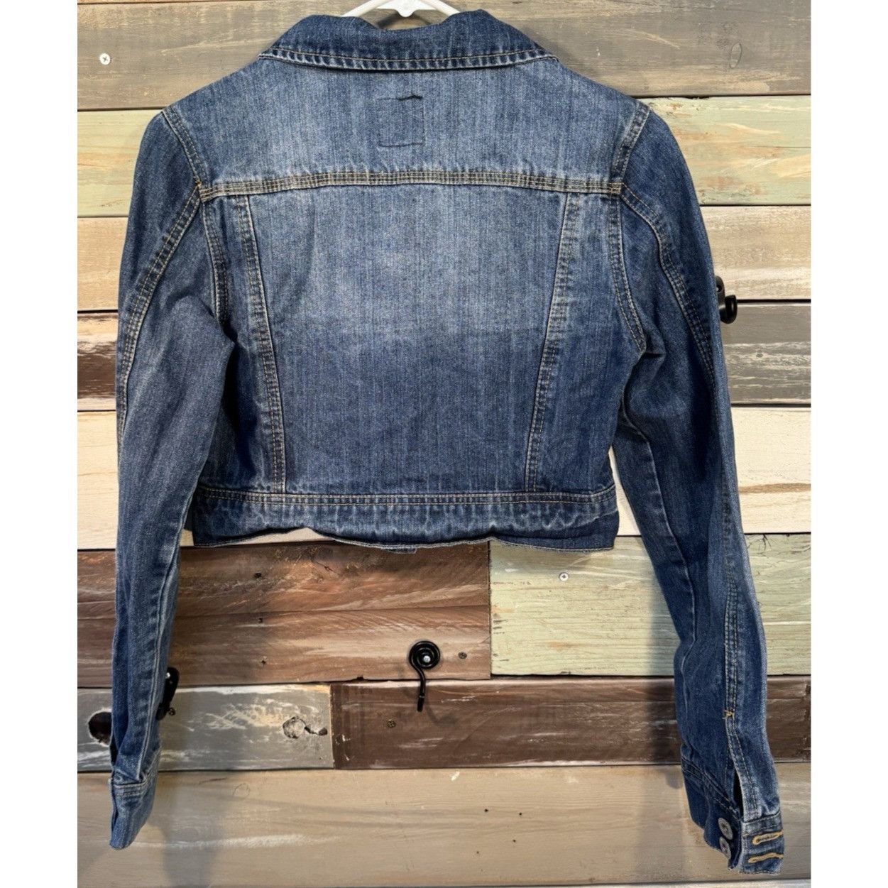 Levi's Highway Denim Blue Jean Jacket Women's MEDIUM Button Down - Size M / US 6-8 / IT 42-44 - 4 Thumbnail