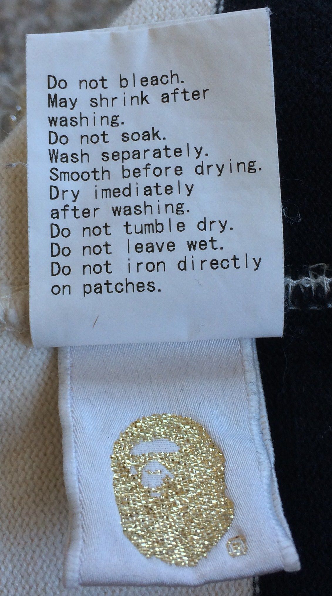Bape OG Bape Embroidered Crest Logo Zip Hoodie Size US L / EU 52-54 / 3 - 9 Thumbnail