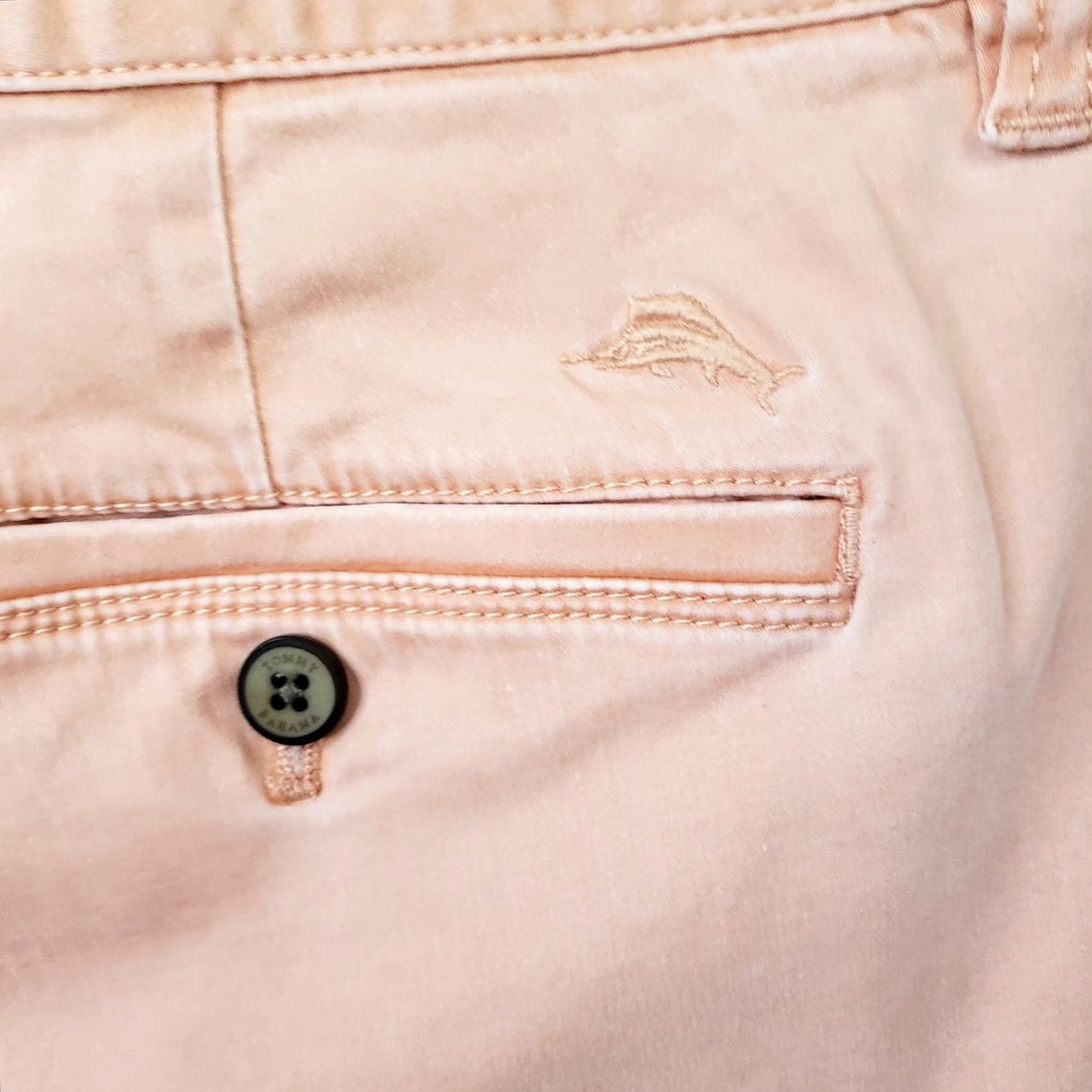 Tommy Bahama Tommy Bahama Shorts Mens 34x10 Pink Cotton Chino Size US 34 / EU 50 - 7 Thumbnail