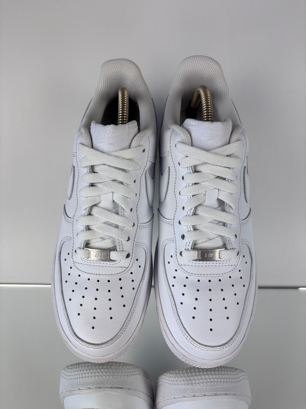 Nike Nike Air Force 1 '07 Low Casual Sneakers Size US 8 Size US 8 / EU 41 - 4 Thumbnail