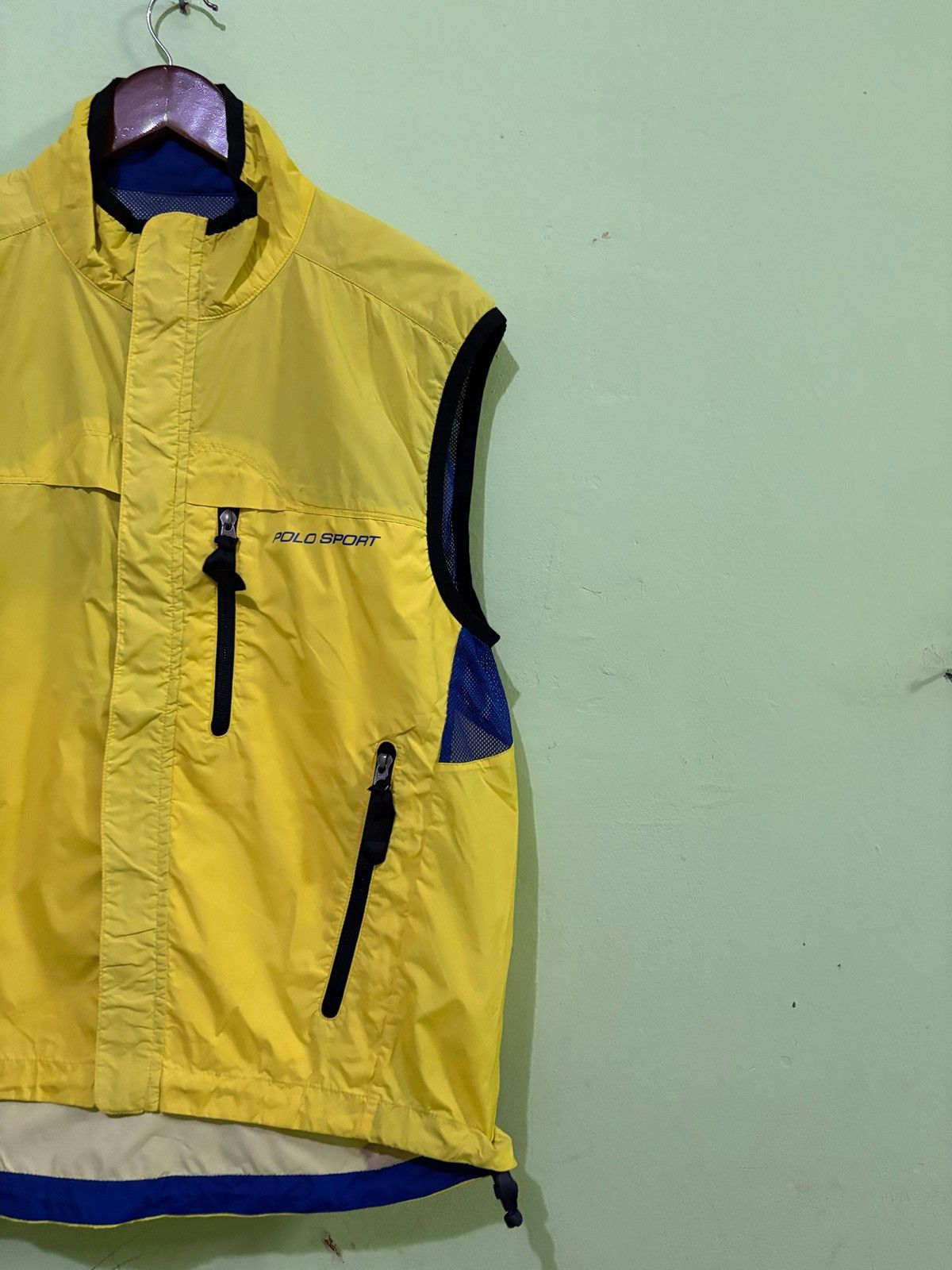 Polo Ralph Lauren × Vintage Vintage Polo Sport Nylon Vest Design Size US L / EU 52-54 / 3 - 3 Thumbnail