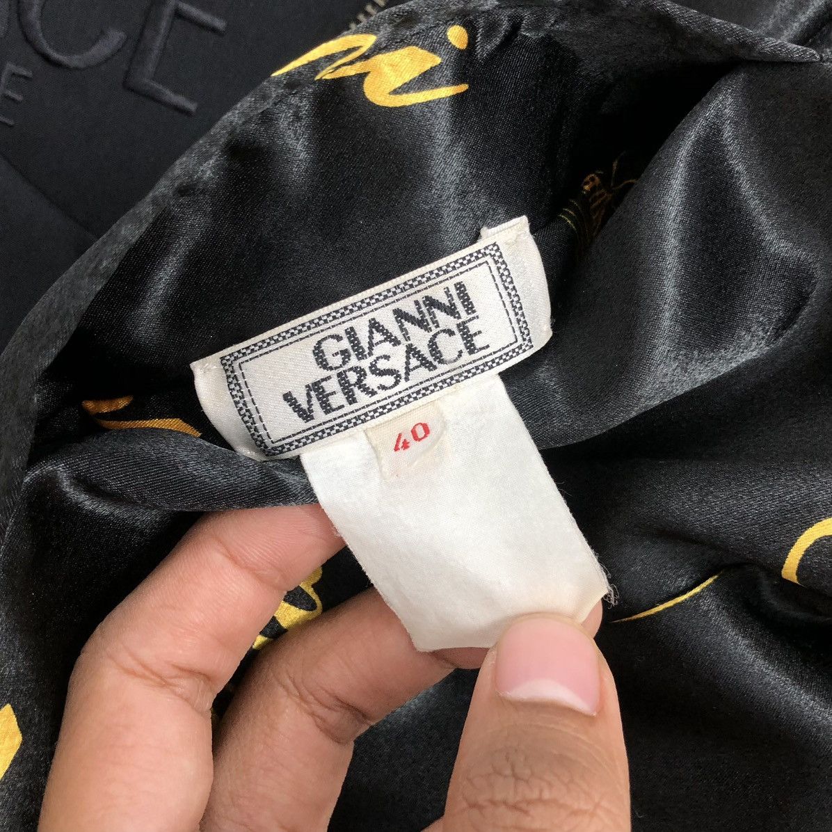 Versace 🇮🇹Gianni Versace Jeans Couture Medusa Reversible Silk Jacket Size US L / EU 52-54 / 3 - 9 Thumbnail