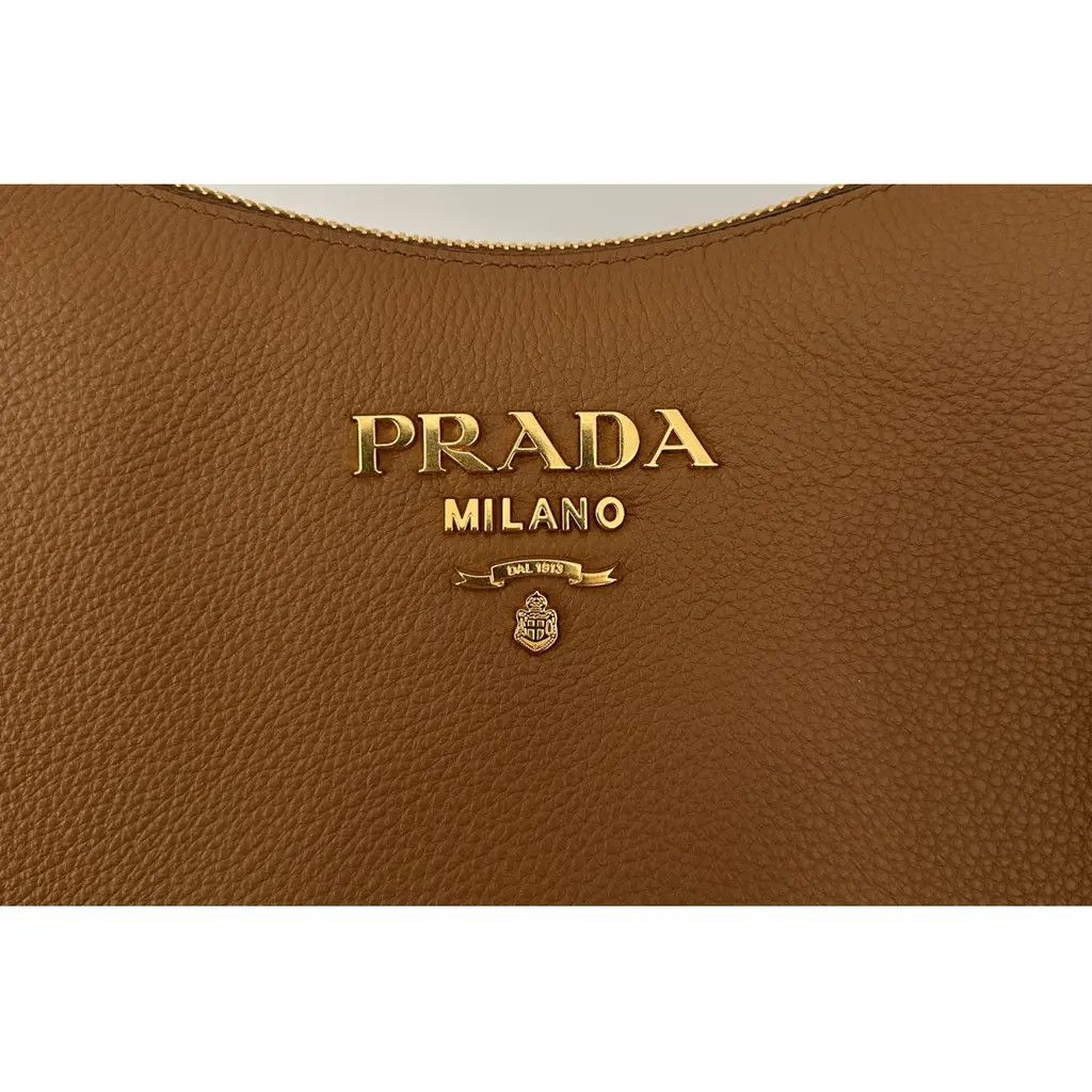 Prada o1srvl11e0624 Size: OS / Shoulder Bag in Camel Size ONE SIZE - 5 Thumbnail