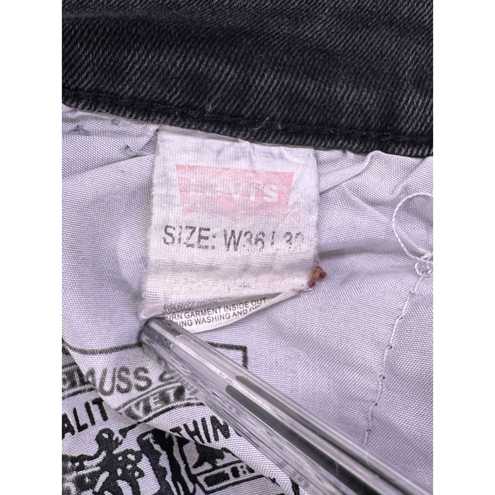 Levi's Vintage 501 Batwing Black Levi’s Jeans Size 36/32 Size US 36 / EU 52 - 12 Thumbnail