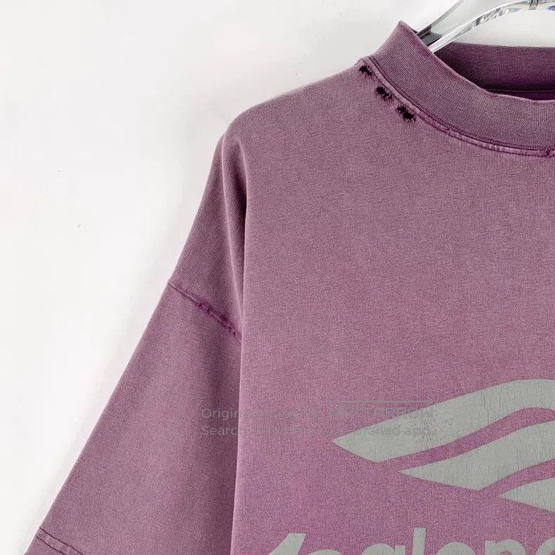 Balenciaga Balenciaga Purple Distressed Logo Cotton T-Shirt. Size US S / EU 44-46 / 1 - 3 Thumbnail