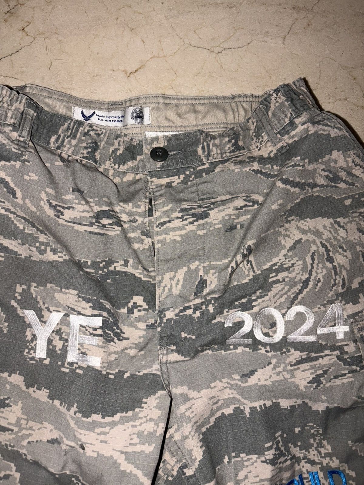 Other UNRELEASED YE 2024 CAMO AIRFORCE PANTS Size US 32 / EU 48 - 4 Thumbnail