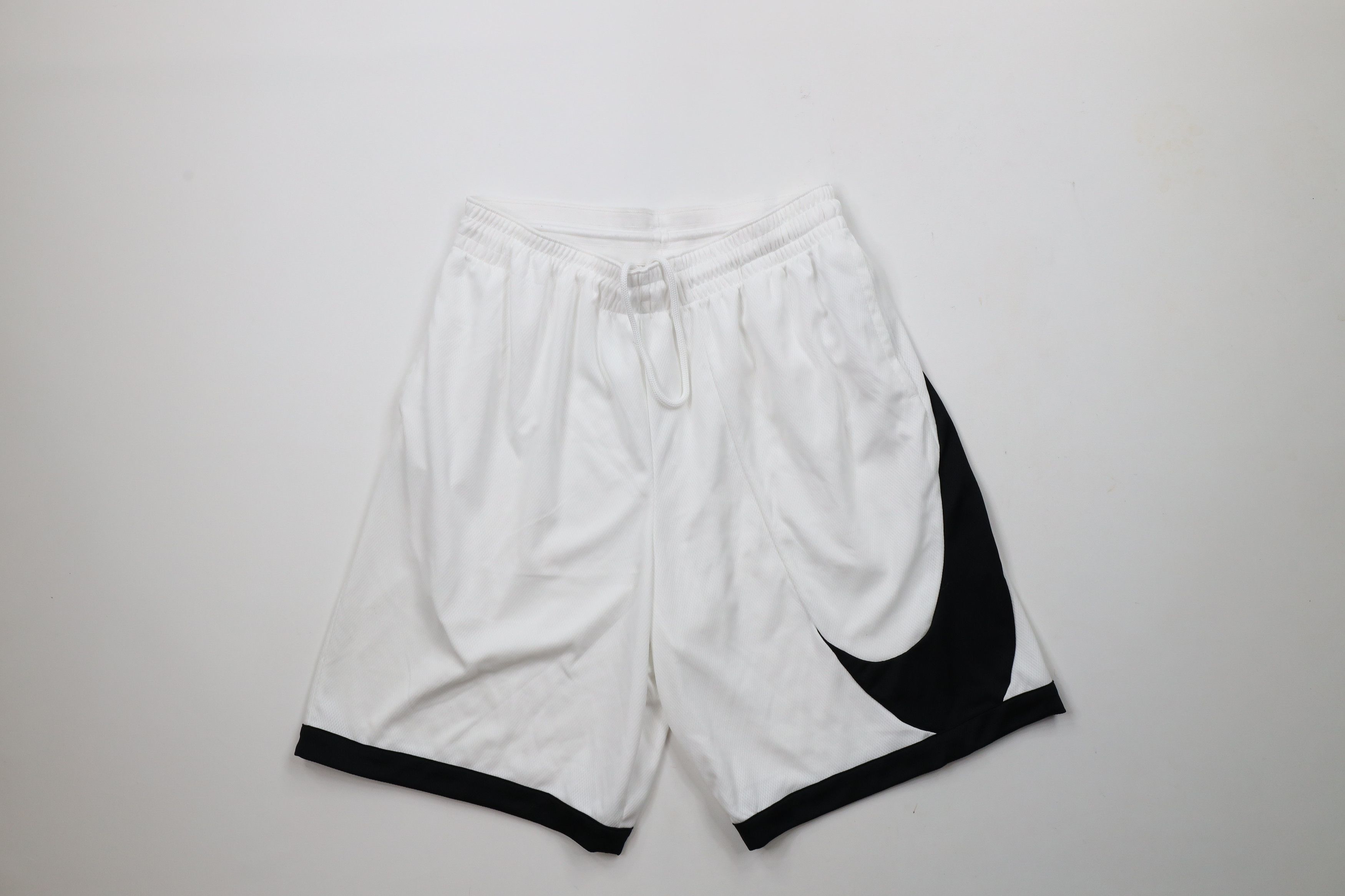 Nike × Vintage Nike Dri-Fit Logo Gym Basketball Shorts White Polyester Size US 34 / EU 50 - 1 Thumbnail