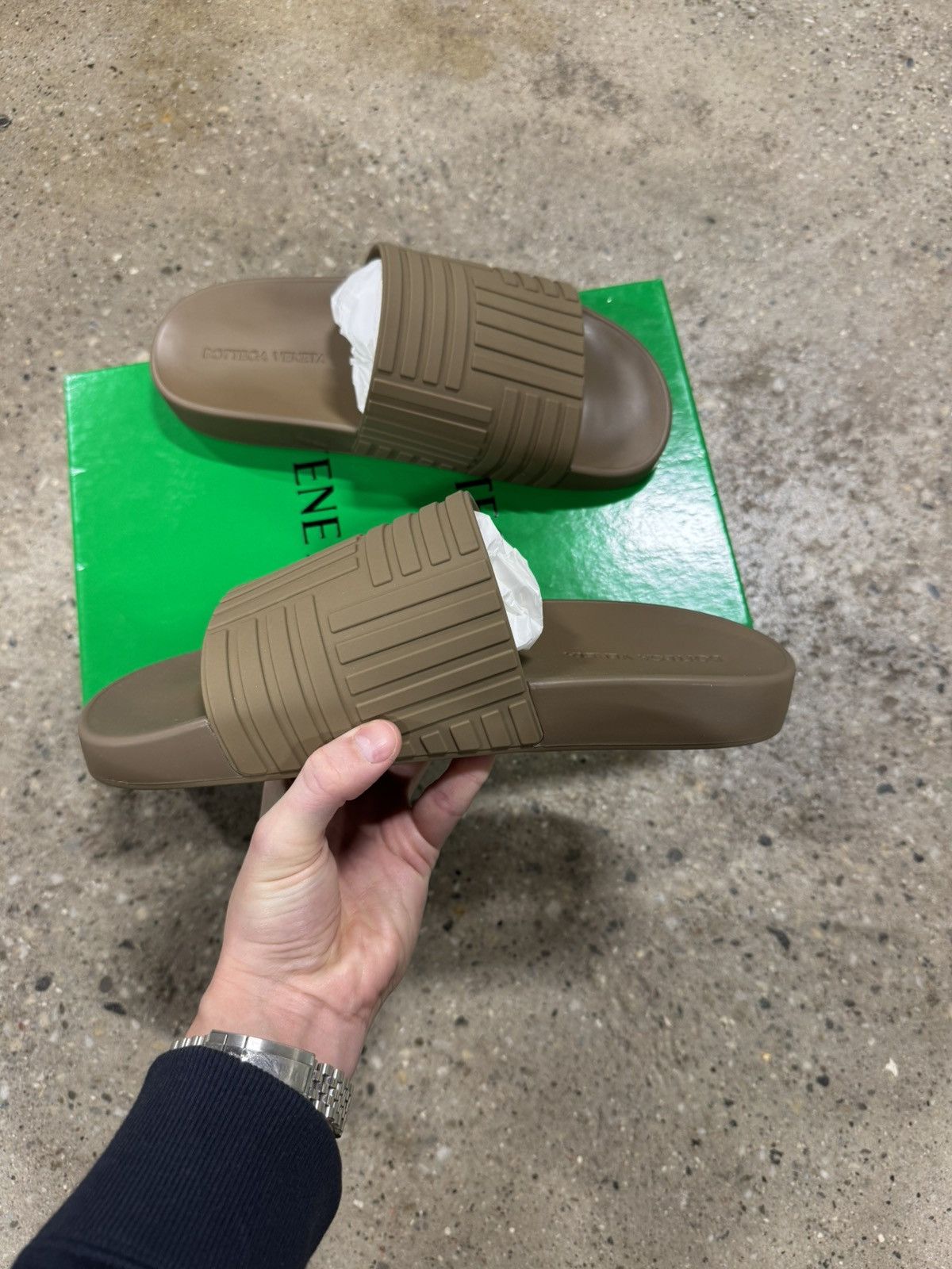Bottega Veneta Bottega Veneta Embossed Rubber Slides NEW 550$ Size US 9 / EU 42 - 5 Thumbnail