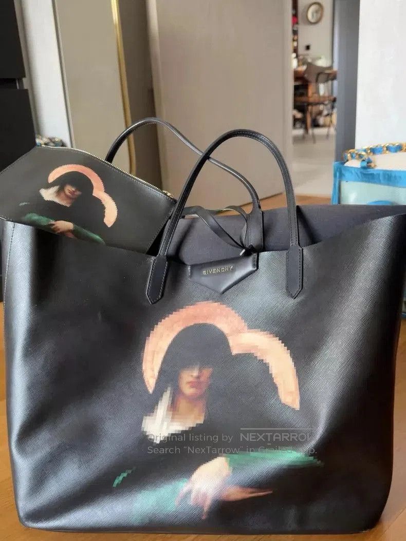 Givenchy Givenchy Oversized Shopping Tote Bag . Size ONE SIZE - 1 Thumbnail