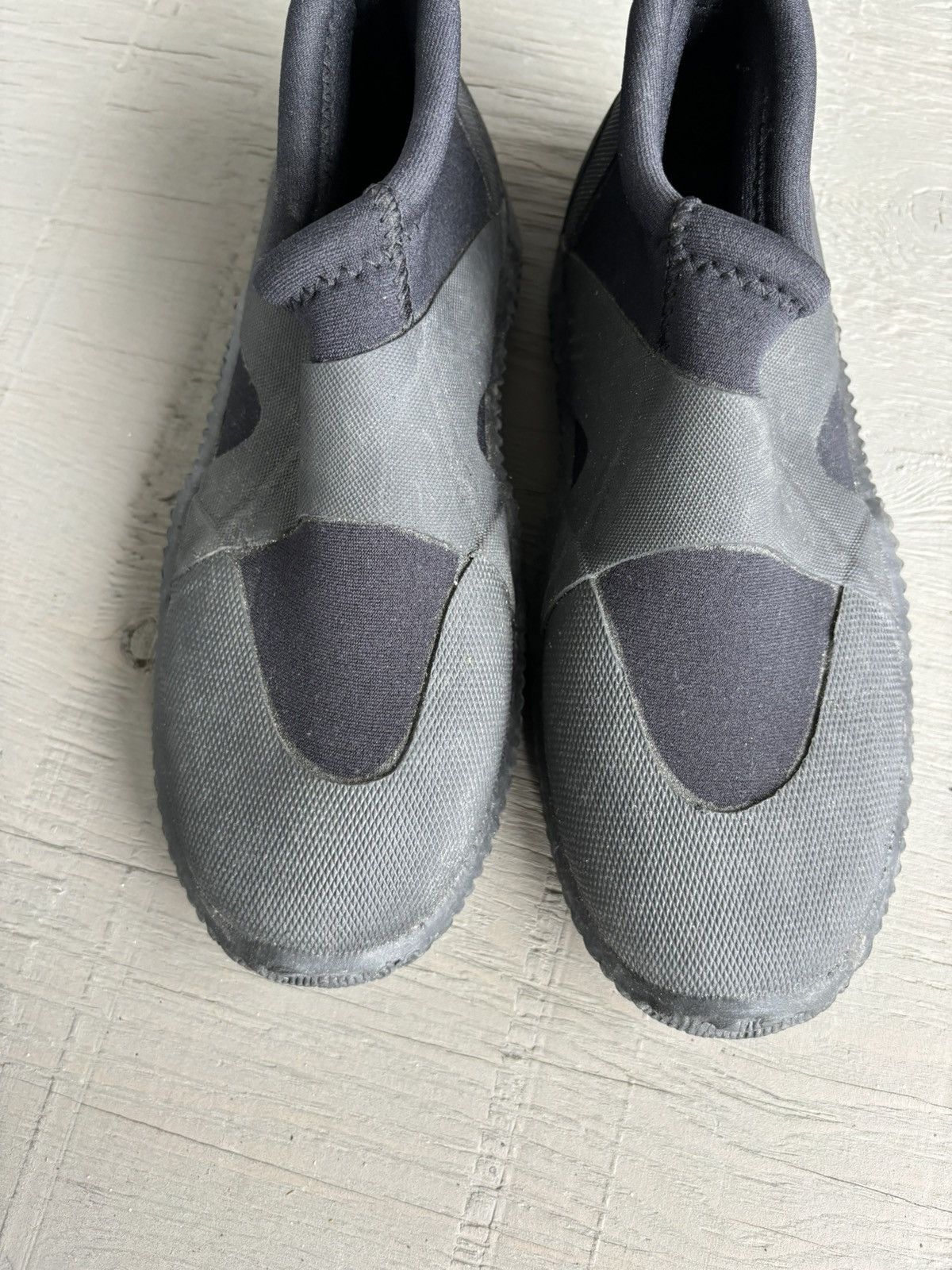 Mountain Equipment × Mountain Equipment Company × Vintage Vintage MEC Water Shoes Neoprene Booties Co-op REI Gorpcore Size US 5 / EU 37 - 6 Thumbnail