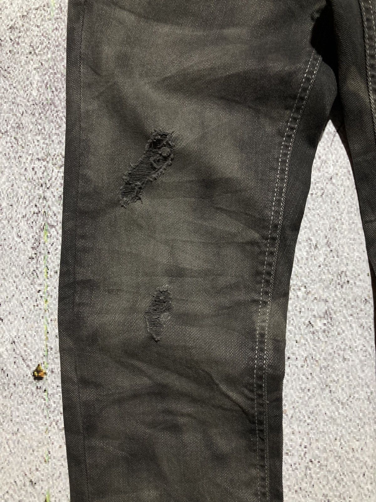 Japanese Brand 2000s Crown Denim Ripped Clawmark Denim Jeans Punk Gothic Size US 27 - 14 Thumbnail