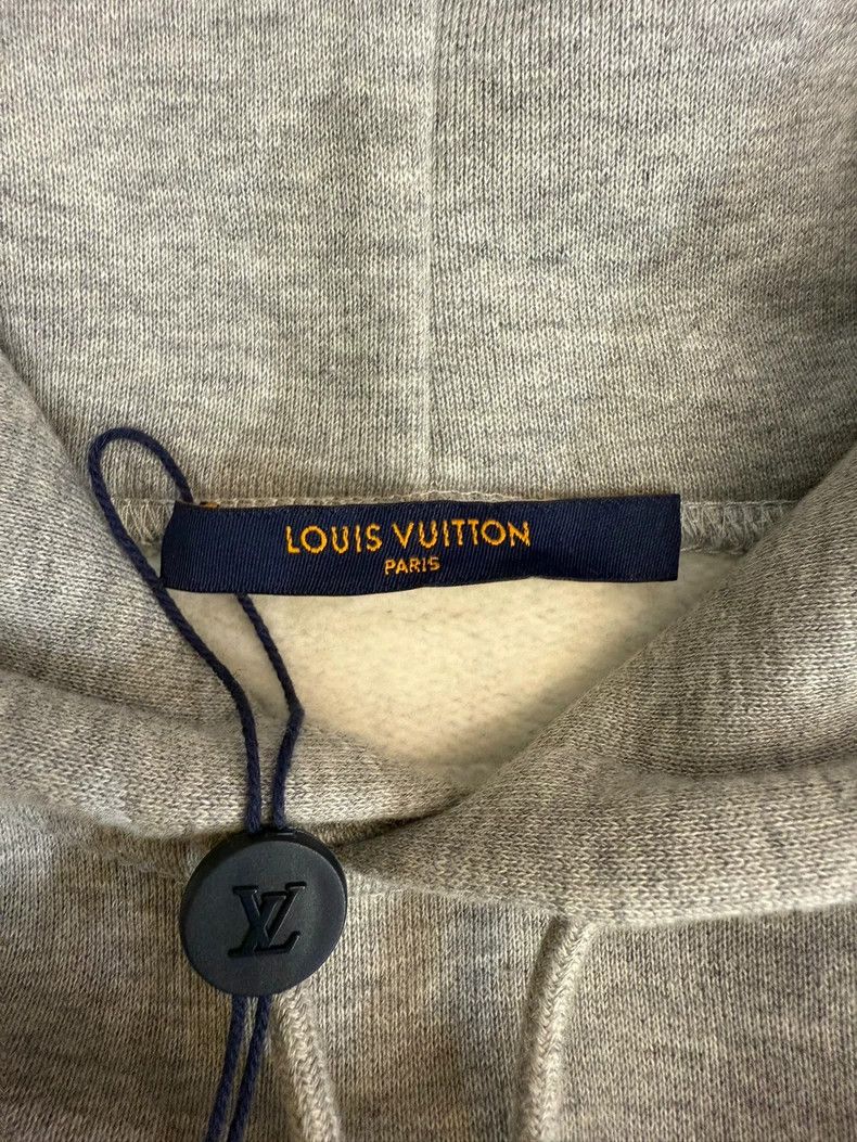 Louis Vuitton Louis Vuitton Grey Tourist monogrammed hoodie Size US M / EU 48-50 / 2 - 5 Thumbnail