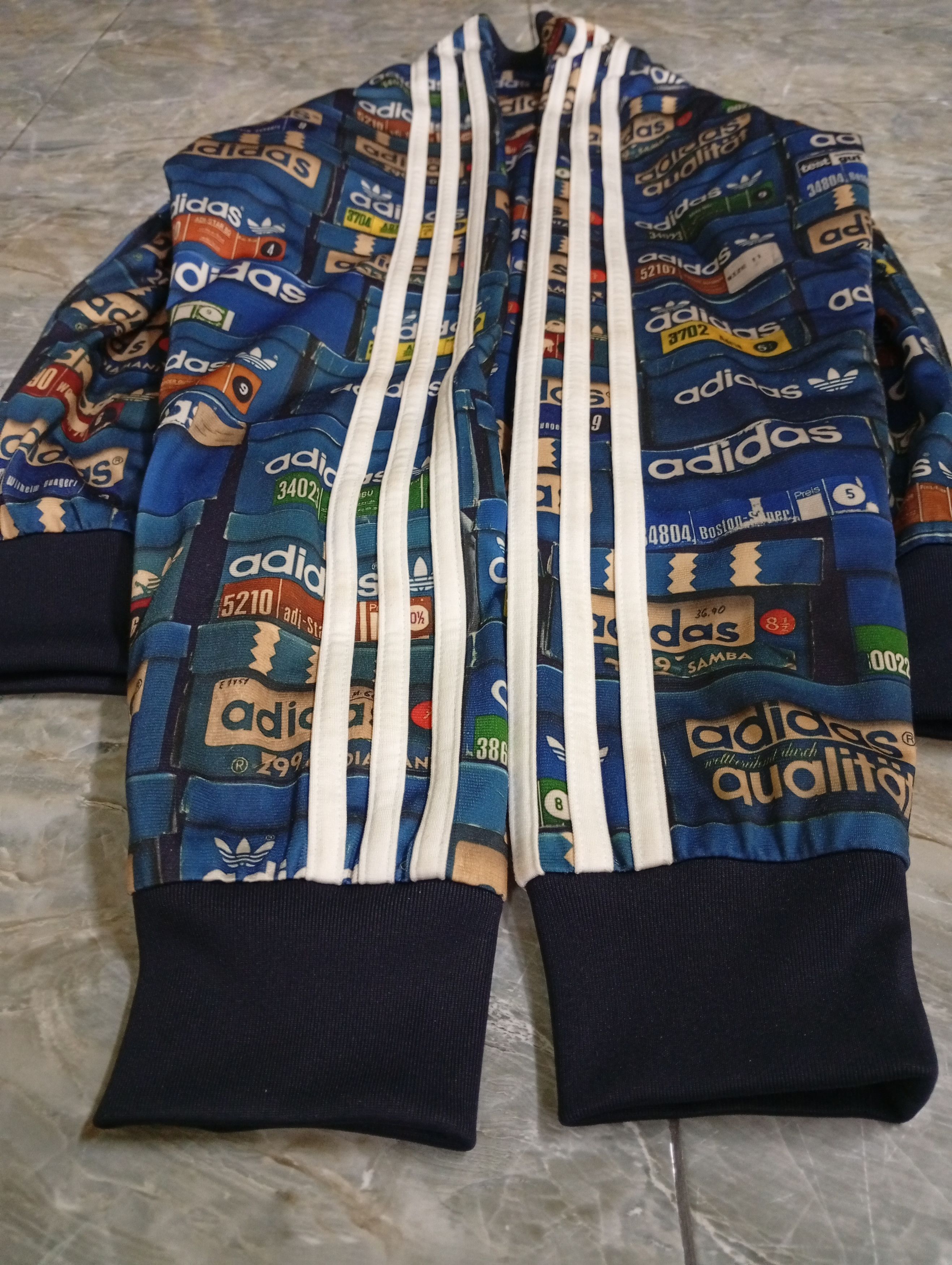 Adidas ADIDAS TRACKTOP X SHOEBOX X REVERSIBLE Size US M / EU 48-50 / 2 - 13 Thumbnail