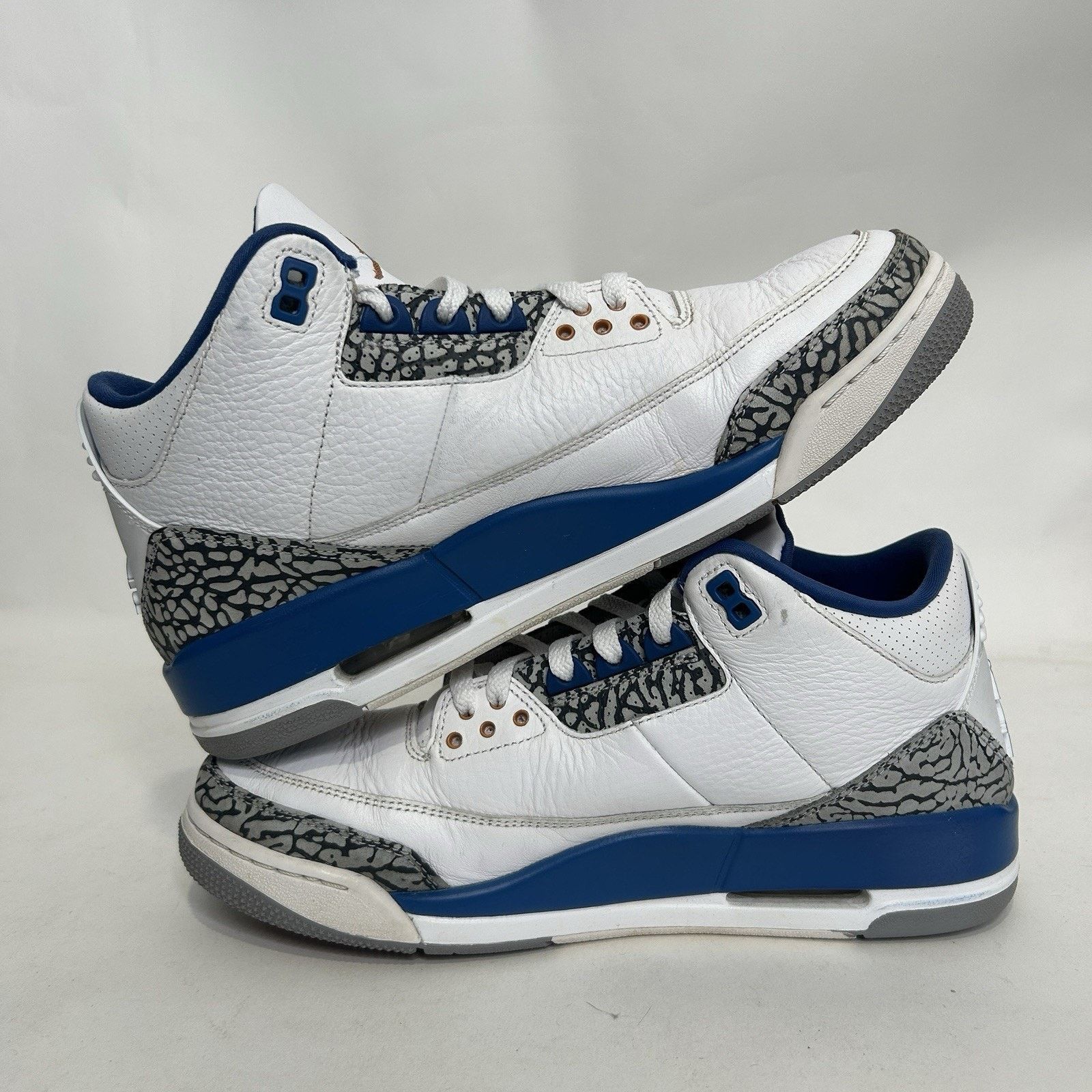 Jordan Brand Nike Air Jordan 3 Retro OG "Washington Wizards" Size US 9 / EU 42 - 3 Thumbnail
