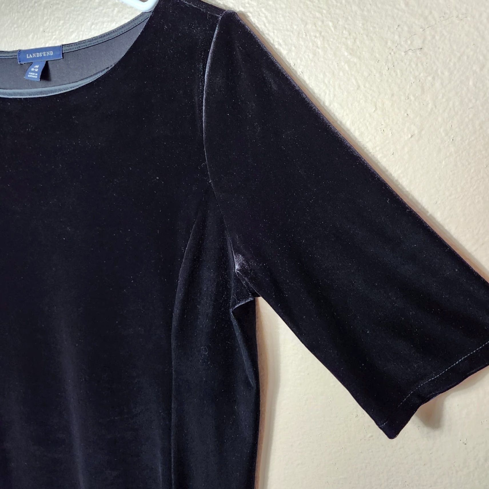 Lands' End VINTAGE Lands' End Black Velvet Half Sleeve Knee Length A-Line Dress M 10/12 Womens Black Velvet Party Cocktail Holiday Whimsigoth Womens Dress Size M / US 6-8 / IT 42-44 - 3 Thumbnail