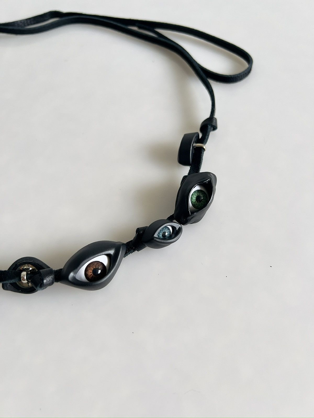 Yohji Yamamoto Yohji Yamamoto - Necklace with Button Eye Charm Size ONE SIZE - 1 Thumbnail