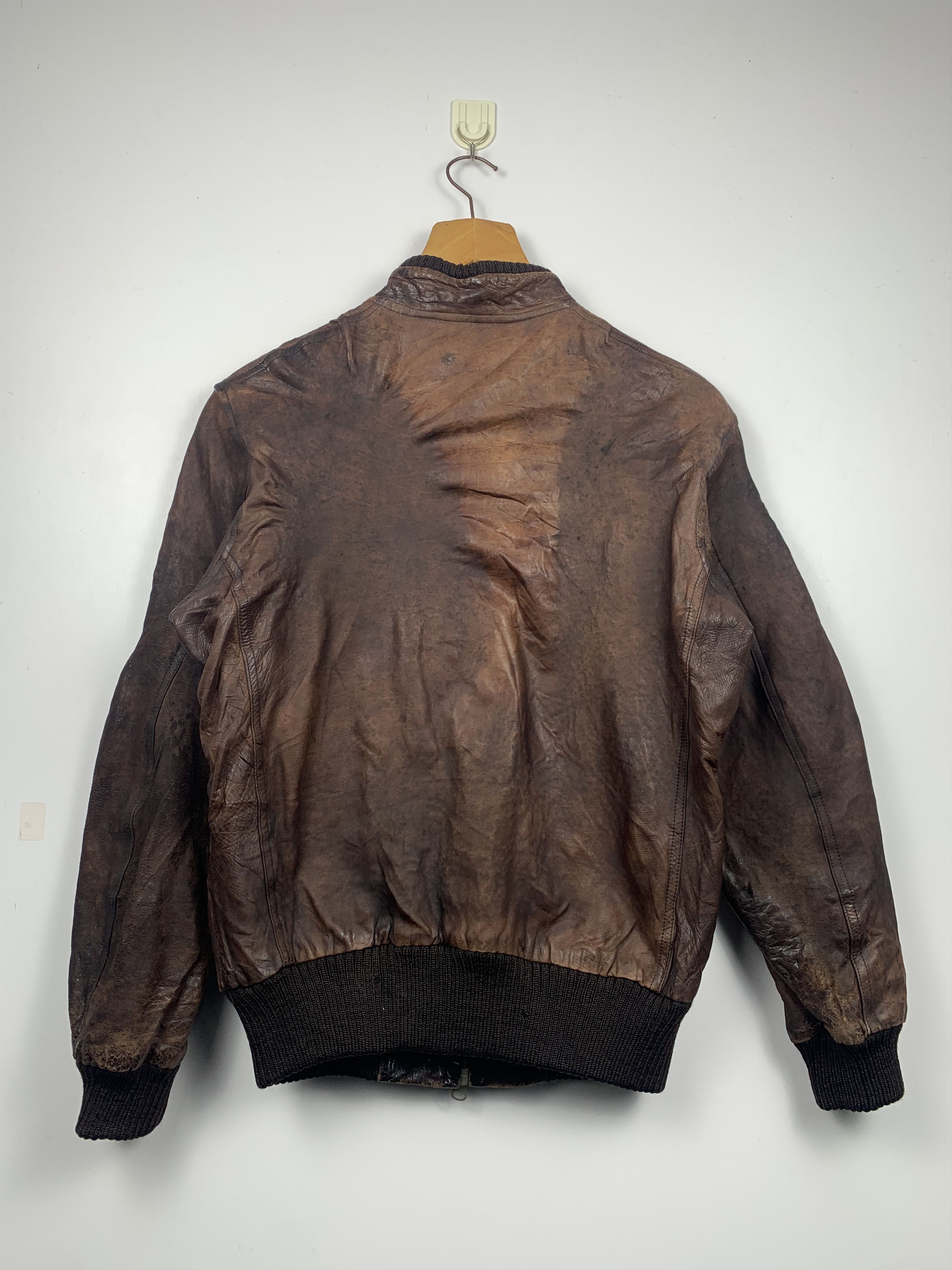 Vintage Vintage Japanese Brand Full Leather Bomber Jacket J1164 Size US M / EU 48-50 / 2 - 3 Thumbnail