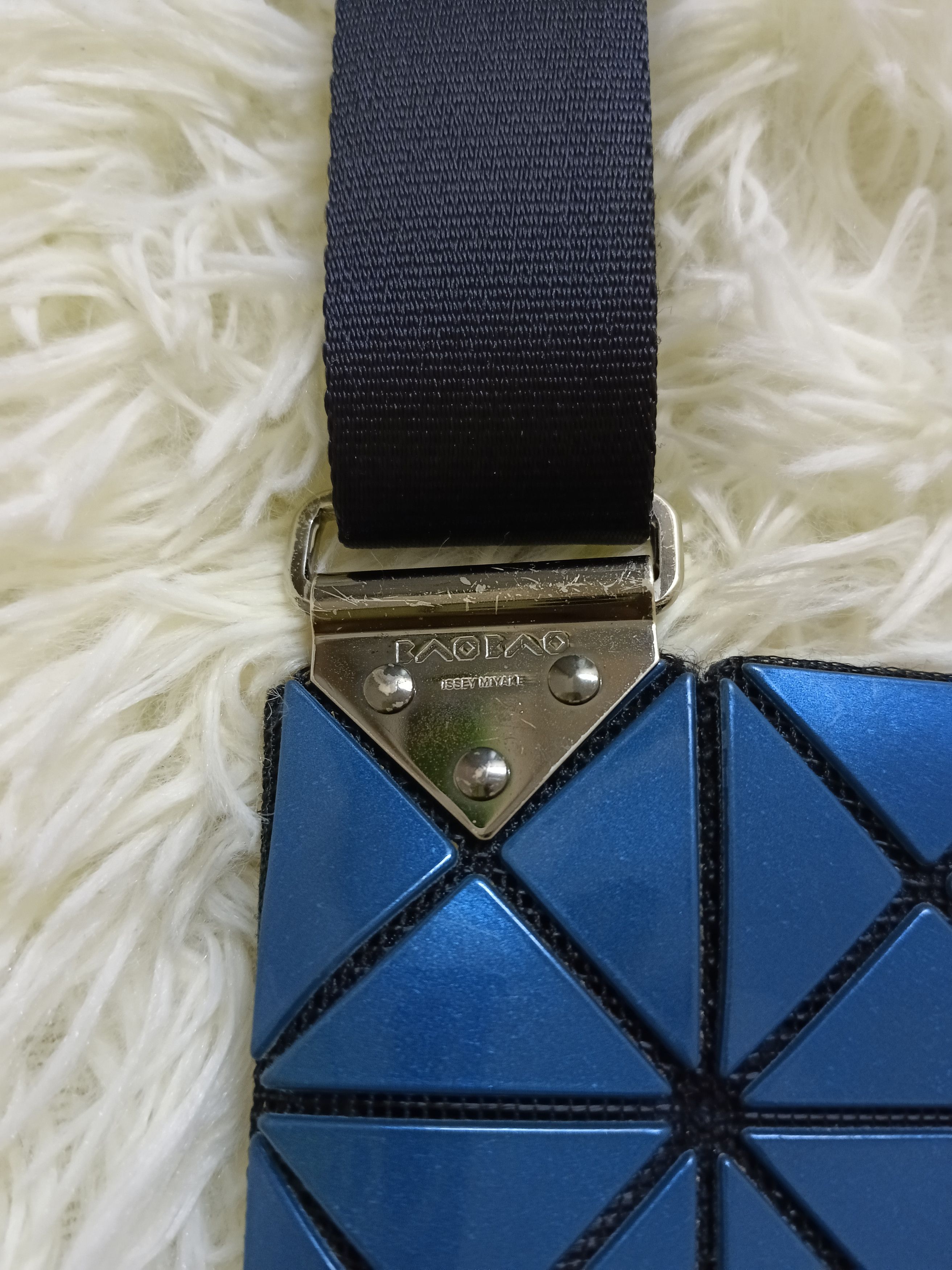 Issey Miyake BOA BOA ISSEY MIYAKI LUCENT CROSSBODY Size ONE SIZE - 10 Thumbnail
