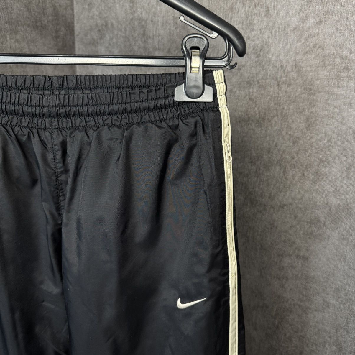 Nike × Vintage Y2K Nike Nylon track Pants vintage baggy Size US 30 / EU 46 - 2 Thumbnail